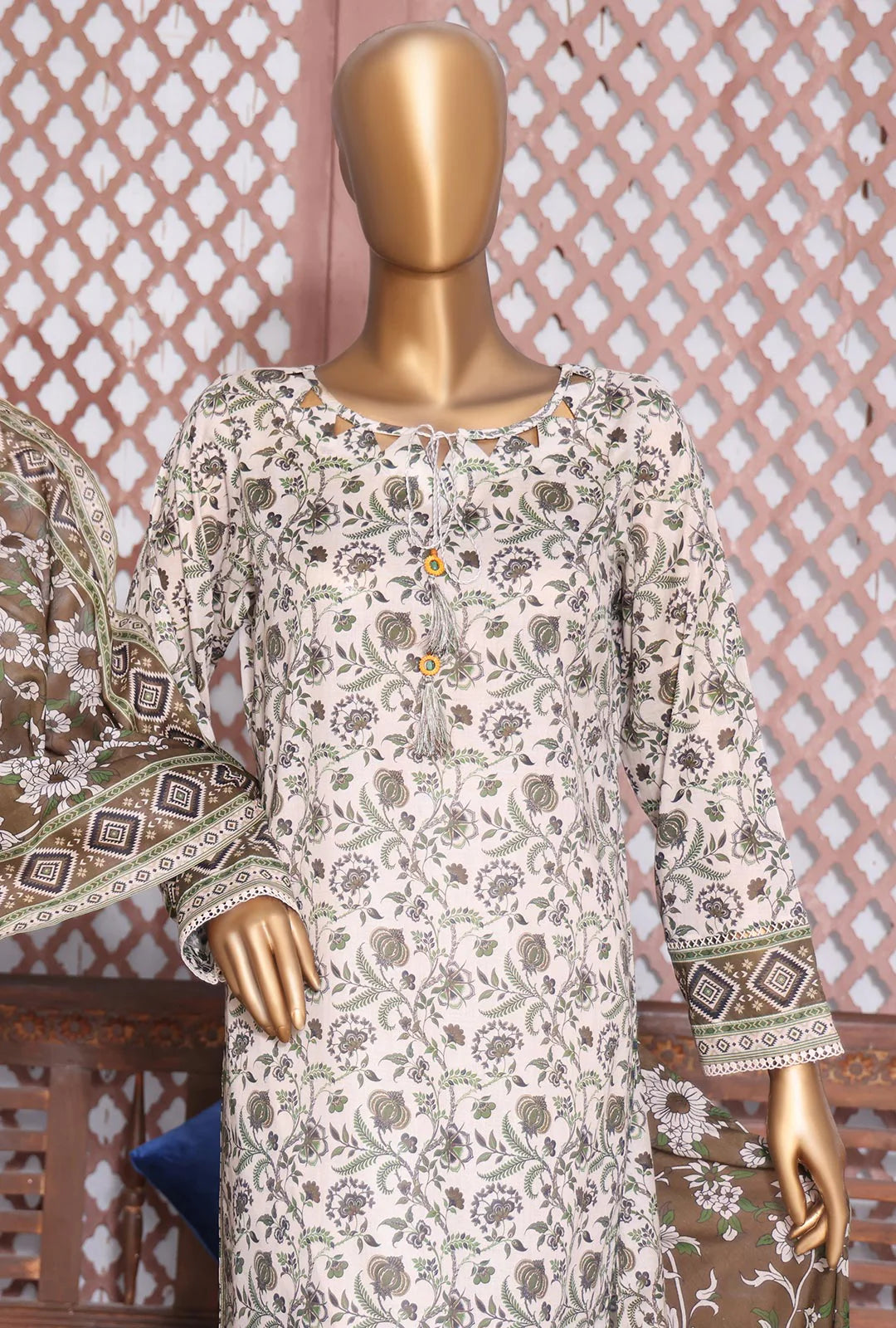 D#48 HZ Platinum Digital Printed Lawn Collection 523 D#48 HZ Platinum Digital Printed Lawn Collection 523