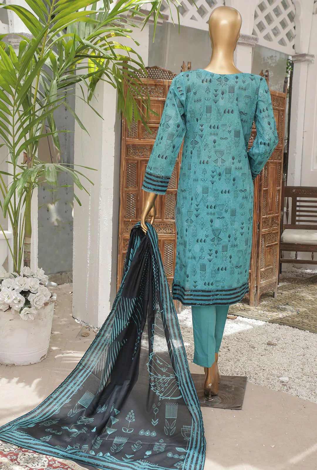 D#31 HZ Platinum Digital Printed Lawn Collection 523 D#31 HZ Platinum Digital Printed Lawn Collection 523