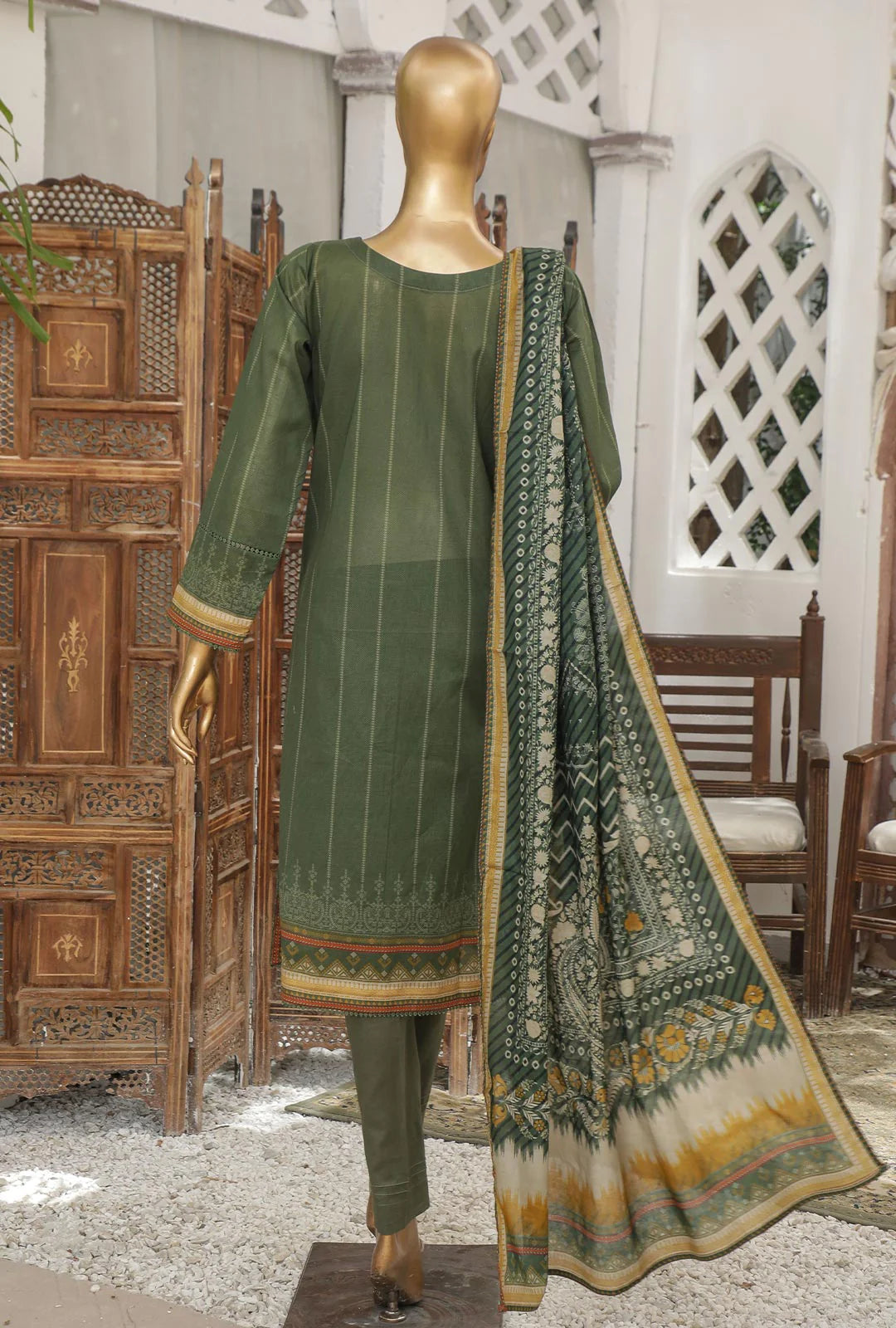 D#32 HZ Platinum Digital Printed Lawn Collection 523 D#32 HZ Platinum Digital Printed Lawn Collection 523