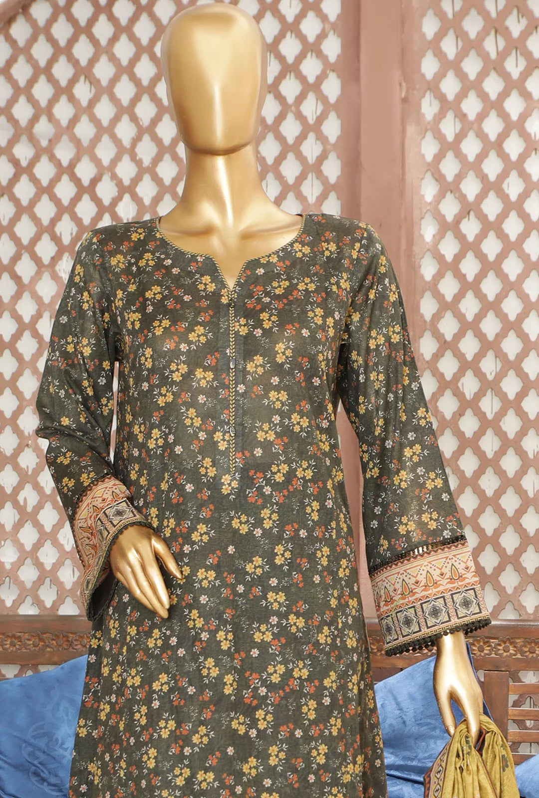 D#29 HZ Platinum Digital Printed Lawn Collection 523 D#29 HZ Platinum Digital Printed Lawn Collection 523