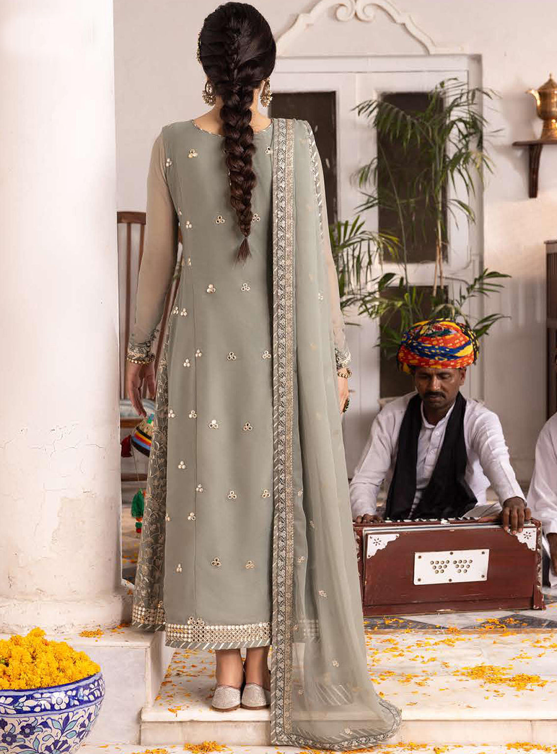 D#15 Asim Jofa Abresham Collection 1023 D#15 Asim Jofa Abresham Collection 1023