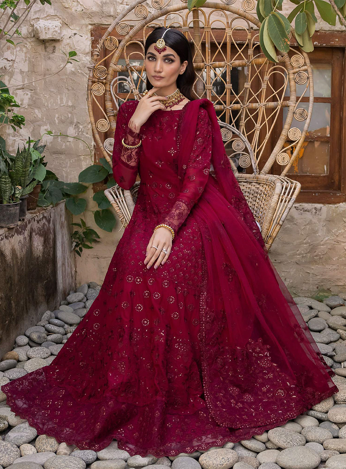 Iznik Embroidered Chiffon Unstitched 3 Piece Suit - 29 Iznik Embroidered Chiffon Unstitched 3 Piece Suit - 29