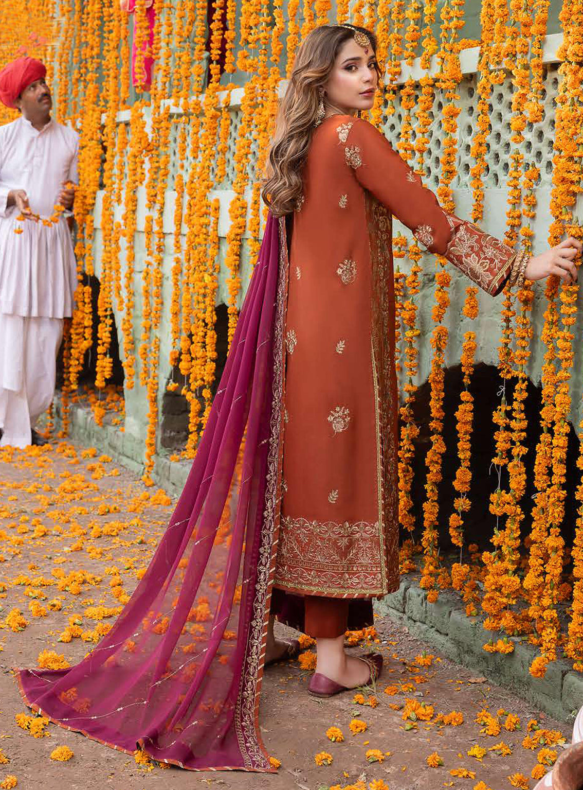 D#14 Asim Jofa Abresham Collection 1023 D#14 Asim Jofa Abresham Collection 1023