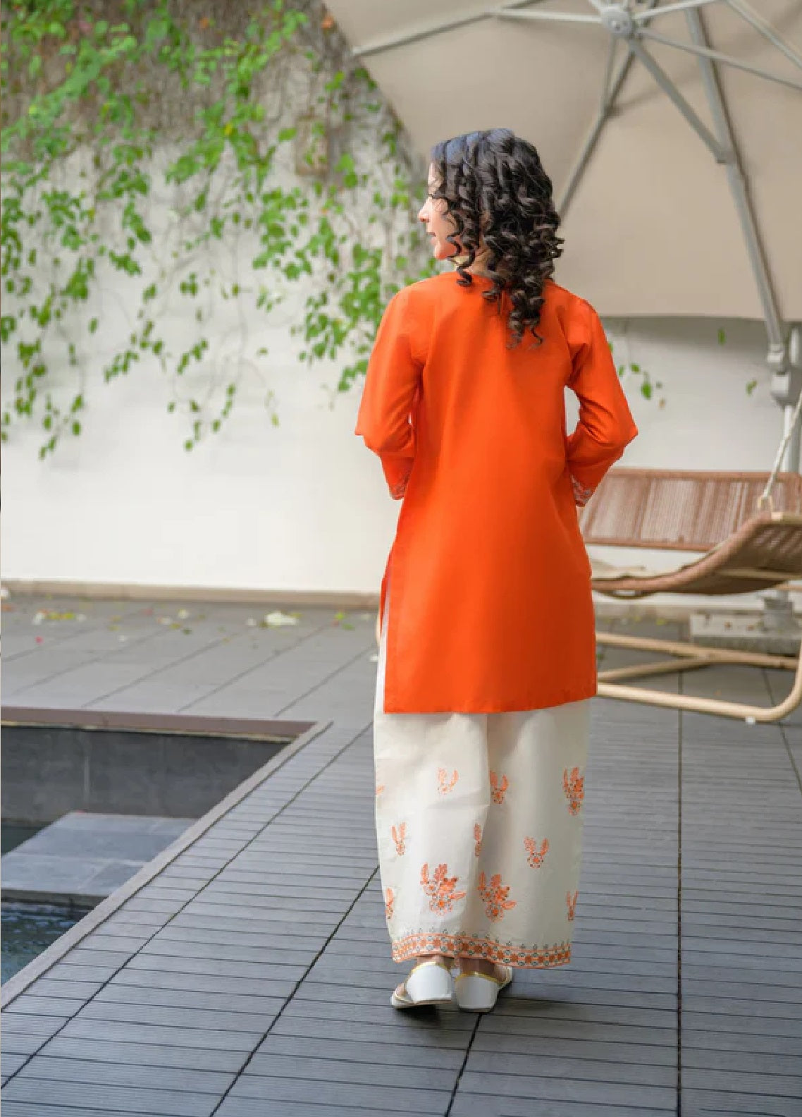 Fresh Birds Fancy Embroidered Doriya Lawn 2 Piece Stitched Suit FB26K&G D-90001-OR Fresh Birds Fancy Embroidered Doriya Lawn 2 Piece Stitched Suit FB26K&G D-90001-OR
