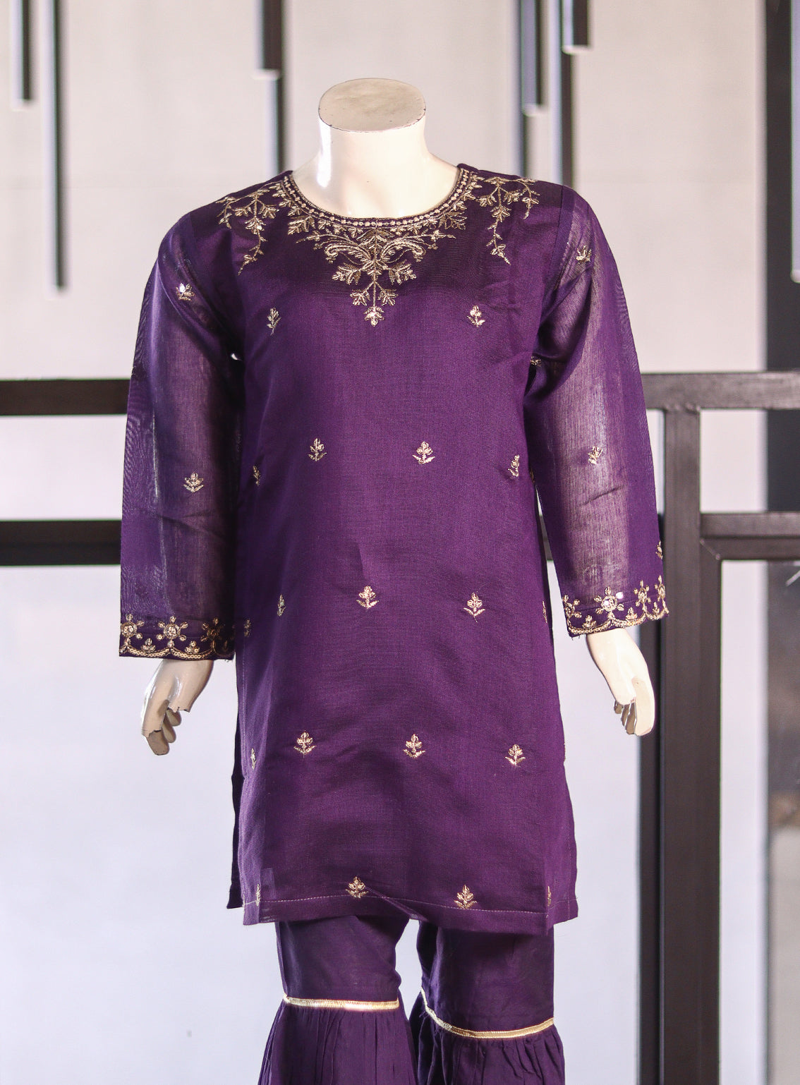 Little Berries Embroidered Lawn 2 Piece Stitched Suit LB26G D-LB039-PL Little Berries Embroidered Lawn 2 Piece Stitched Suit LB26G D-LB039-PL