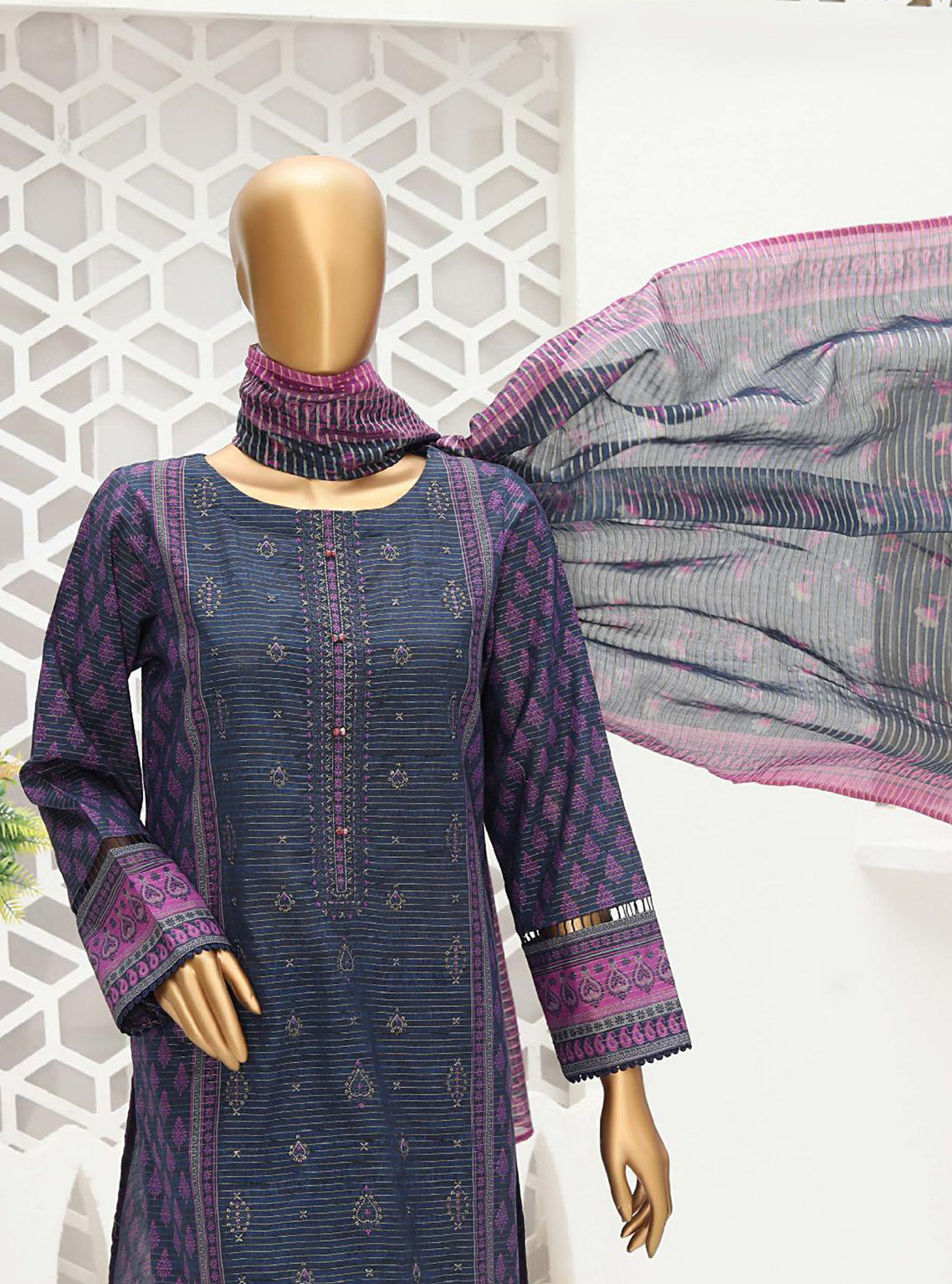 D#99 HZ Zardozi Emb Collection 923 D#99 HZ Zardozi Emb Collection 923