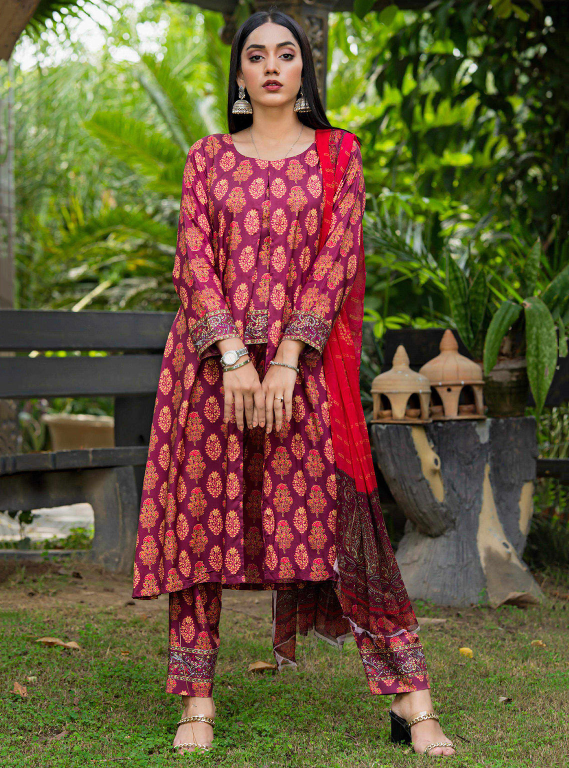 Aangan By Qalamkar Embroidered Linen Unstitched 3 Piece Suit - 06 Aangan By Qalamkar Embroidered Linen Unstitched 3 Piece Suit - 06
