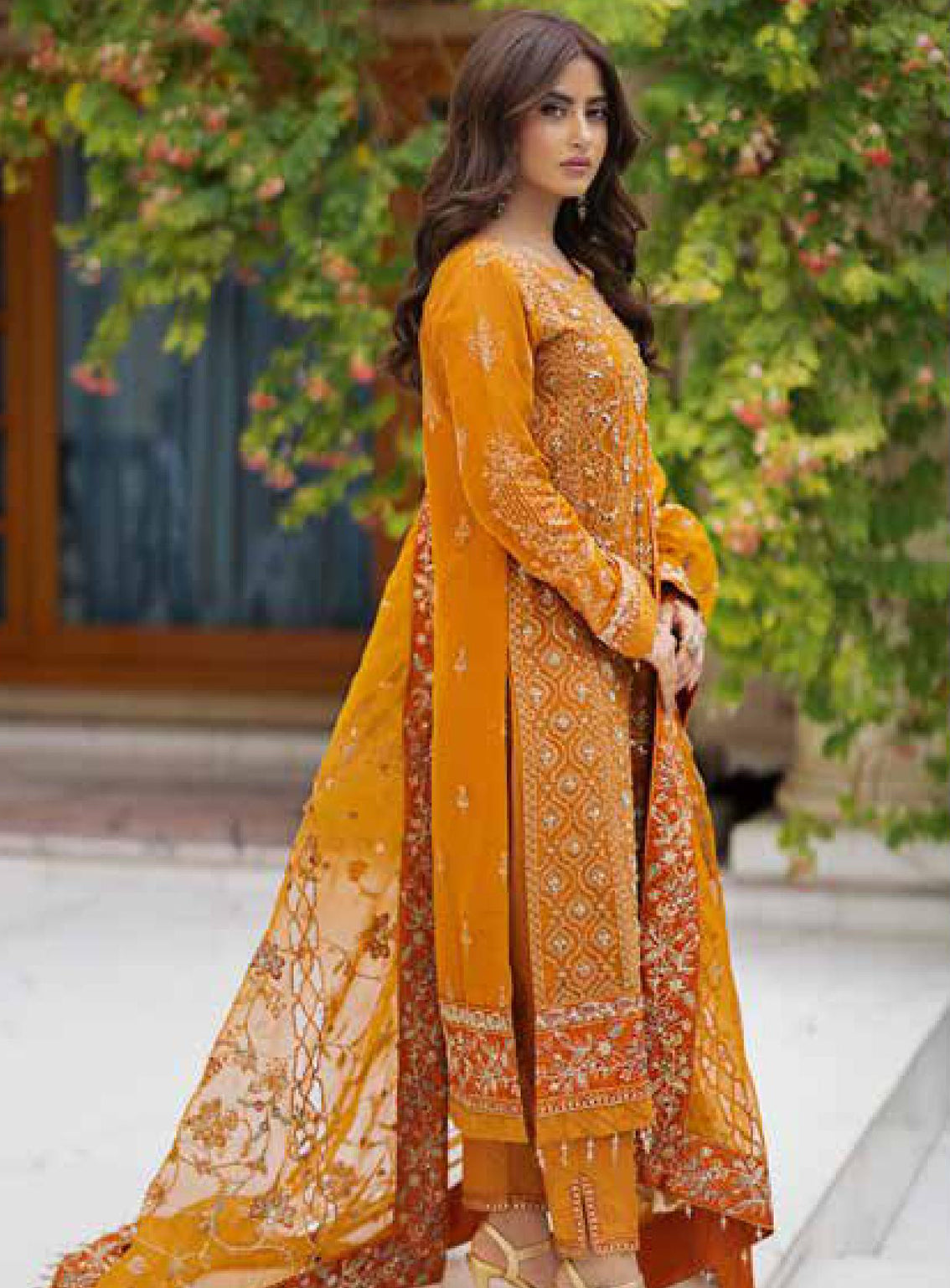 Ishq-e-Aatish By Emaan Adeel Embroidered Chiffon Unstitched 3 Piece Suit - 02 Ishq-e-Aatish By Emaan Adeel Embroidered Chiffon Unstitched 3 Piece Suit - 02