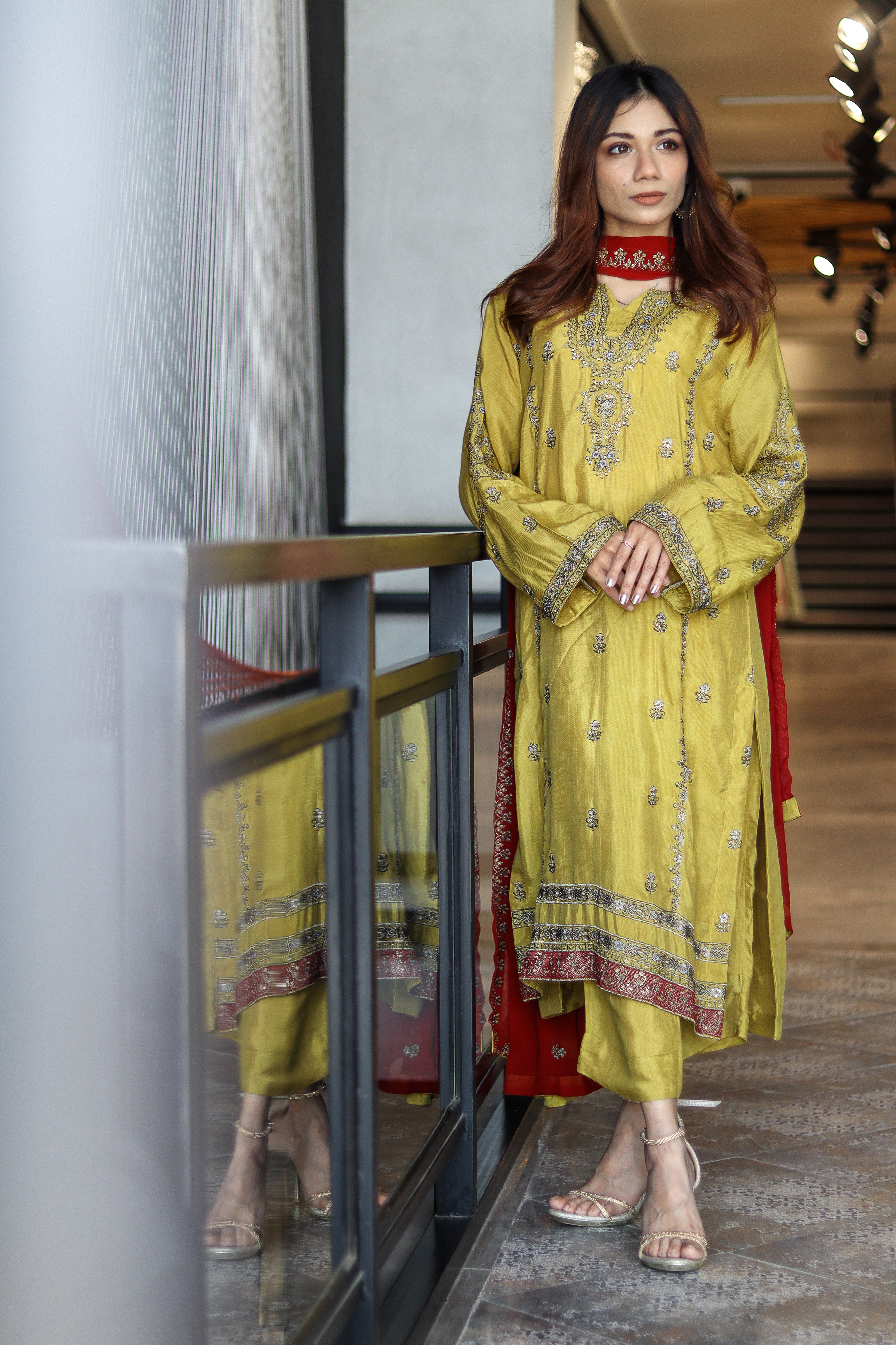 Raad Luxury Embroidered Chiffon 3 Piece Stitched Suit RD25LEF SI02-678 Raad Luxury Embroidered Chiffon 3 Piece Stitched Suit RD25LEF SI02-678
