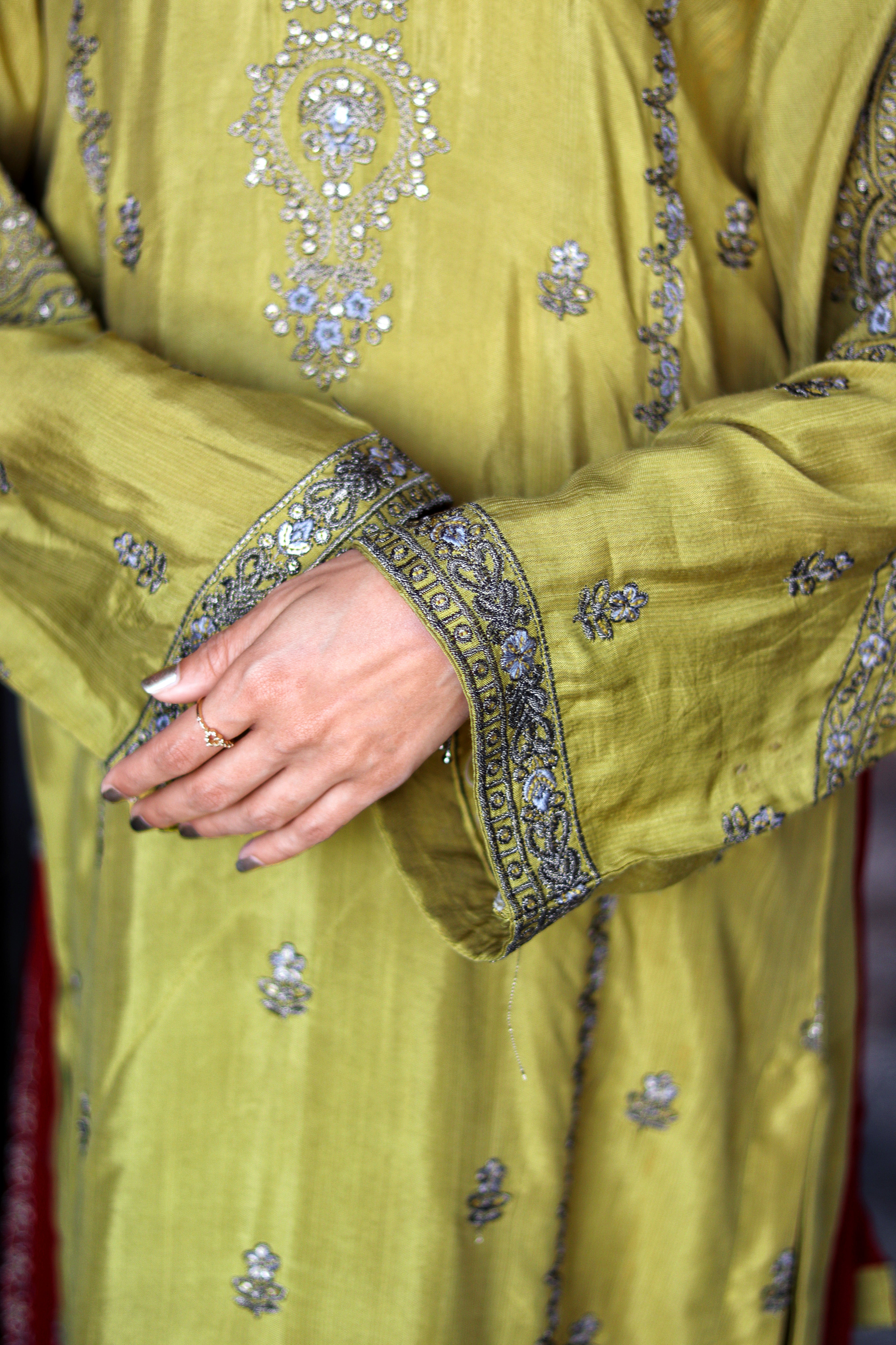 Raad Luxury Embroidered Chiffon 3 Piece Stitched Suit RD25LEF SI02-678 Raad Luxury Embroidered Chiffon 3 Piece Stitched Suit RD25LEF SI02-678