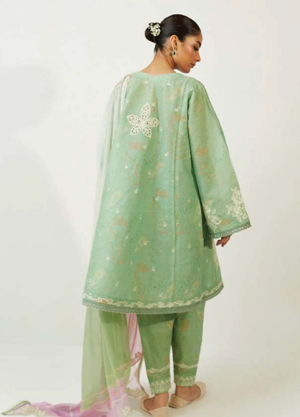 D#9A Zara Shahjahan Coco Emb Lawn Collection 623 D#9A Zara Shahjahan Coco Emb Lawn Collection 623
