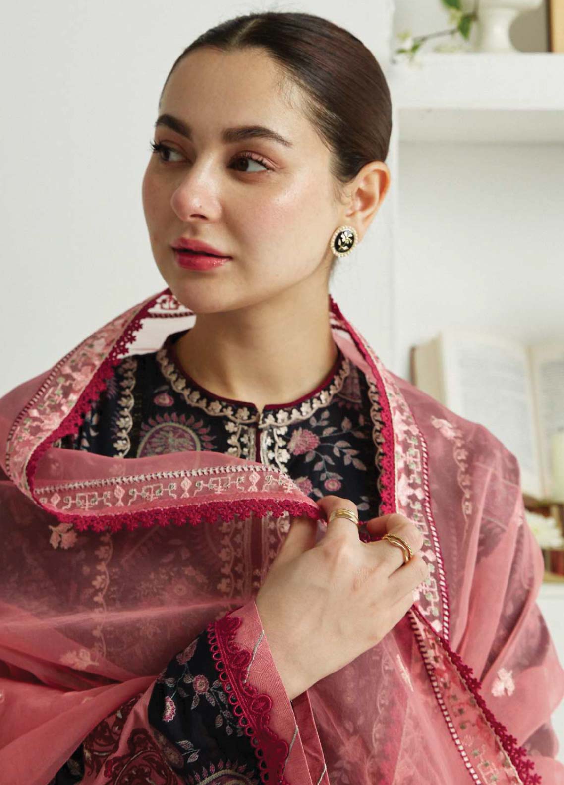 D#3B Zara Shahjahan Coco Emb Lawn Collection 623 D#3B Zara Shahjahan Coco Emb Lawn Collection 623