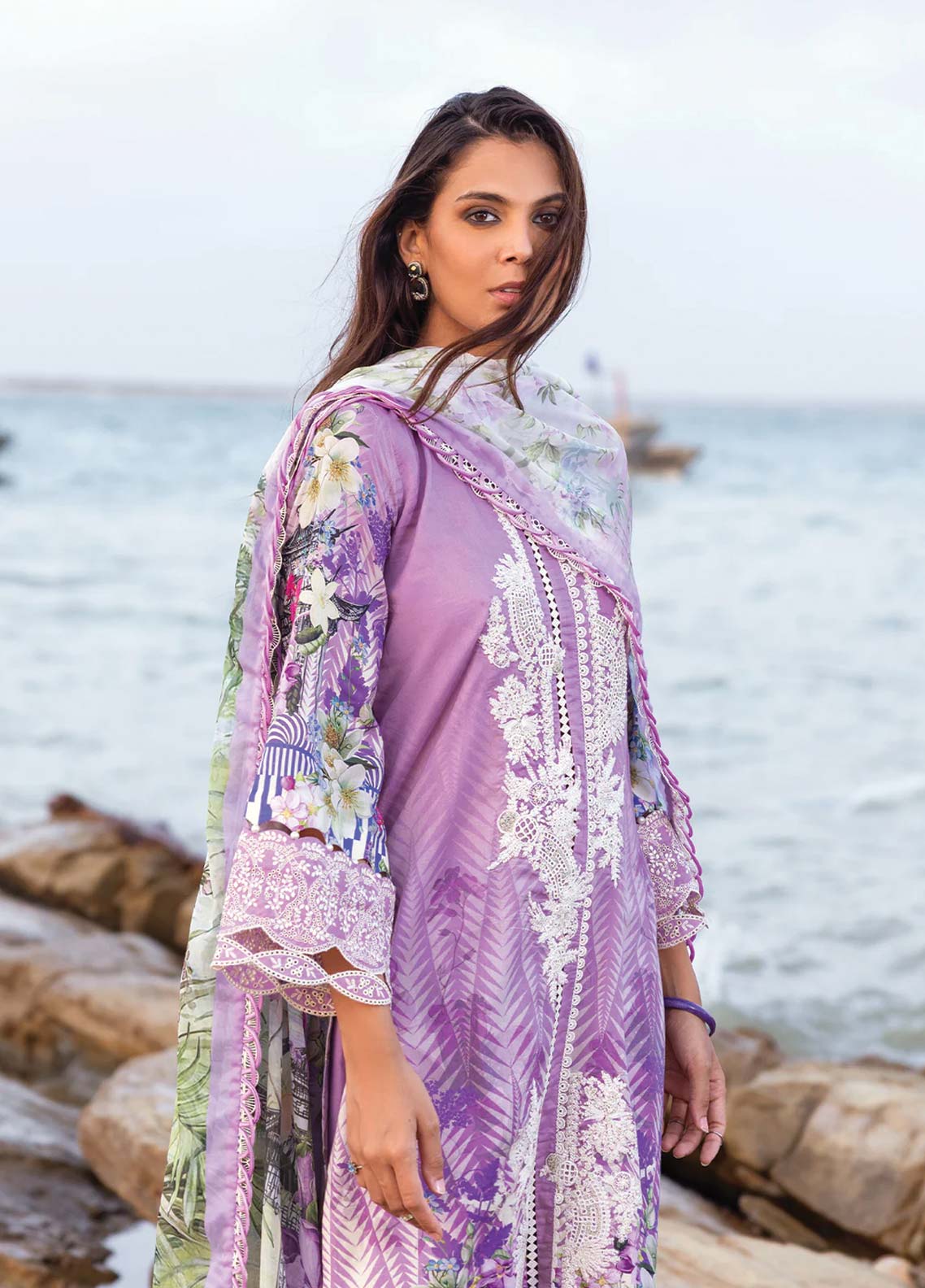 D#6B Elaf Signature Emb Lawn Collection 623 D#6B Elaf Signature Emb Lawn Collection 623