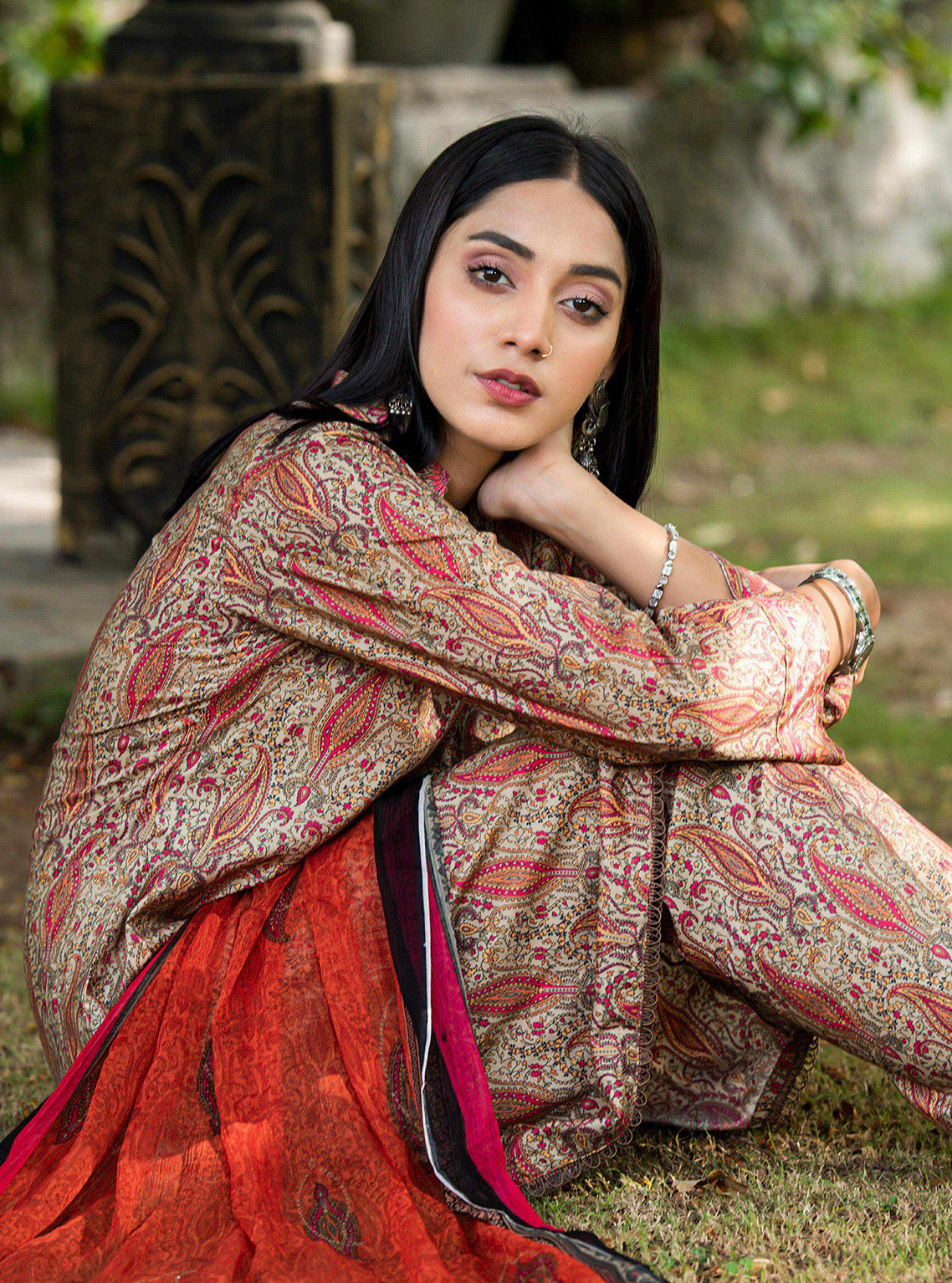 Aangan By Qalamkar Embroidered Linen Unstitched 3 Piece Suit - 11 Aangan By Qalamkar Embroidered Linen Unstitched 3 Piece Suit - 11