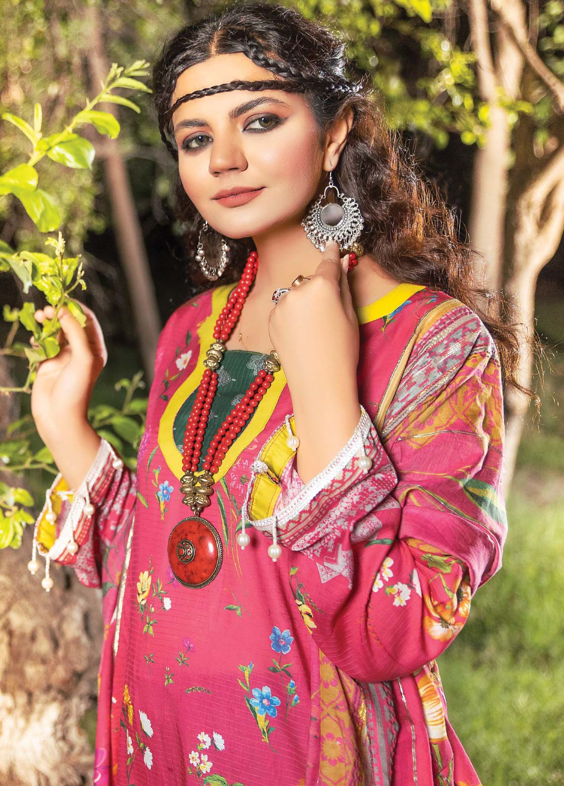 D#09 Ain Alif Digital Printed Lawn Collection 623 D#09 Ain Alif Digital Printed Lawn Collection 623