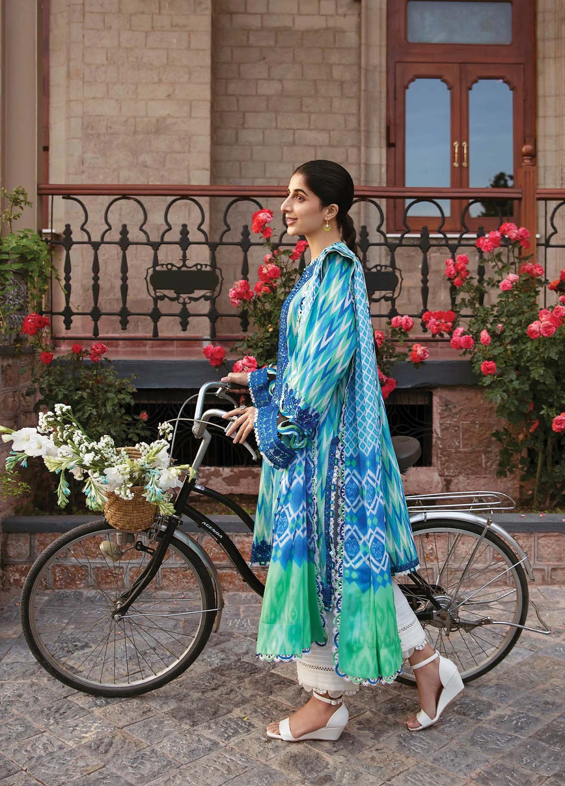 D#10 Zaha By Khadija Shah Festive Emb Lawn Collection 623 D#10 Zaha By Khadija Shah Festive Emb Lawn Collection 623