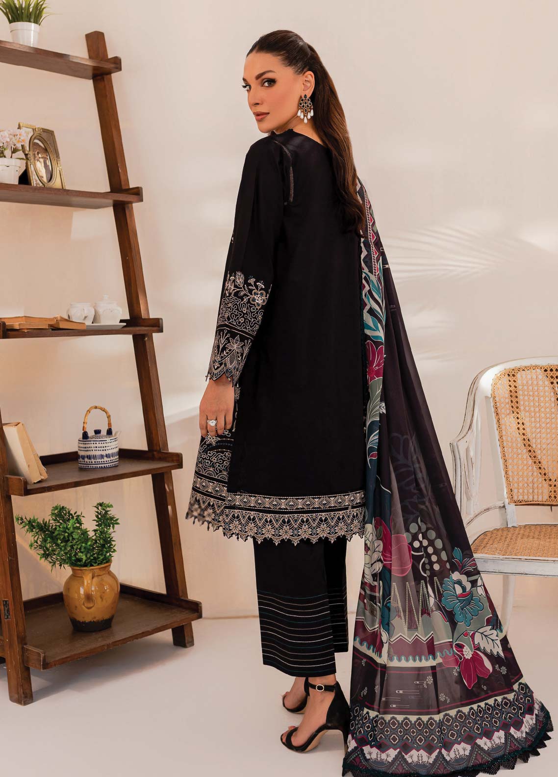D#06 Farasha Mehek Festive Lawn Collection 623 D#06 Farasha Mehek Festive Lawn Collection 623