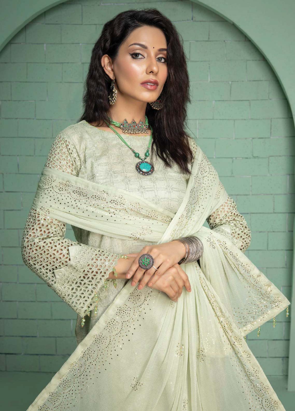 D#03 Schick Juhi Luxury Emb Lawn Collection 623 D#03 Schick Juhi Luxury Emb Lawn Collection 623