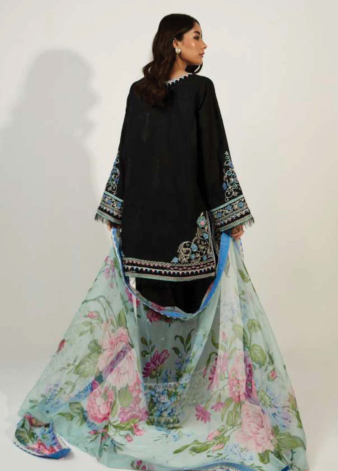 D#10A Zara Shahjahan Coco Emb Lawn Collection 623 D#10A Zara Shahjahan Coco Emb Lawn Collection 623