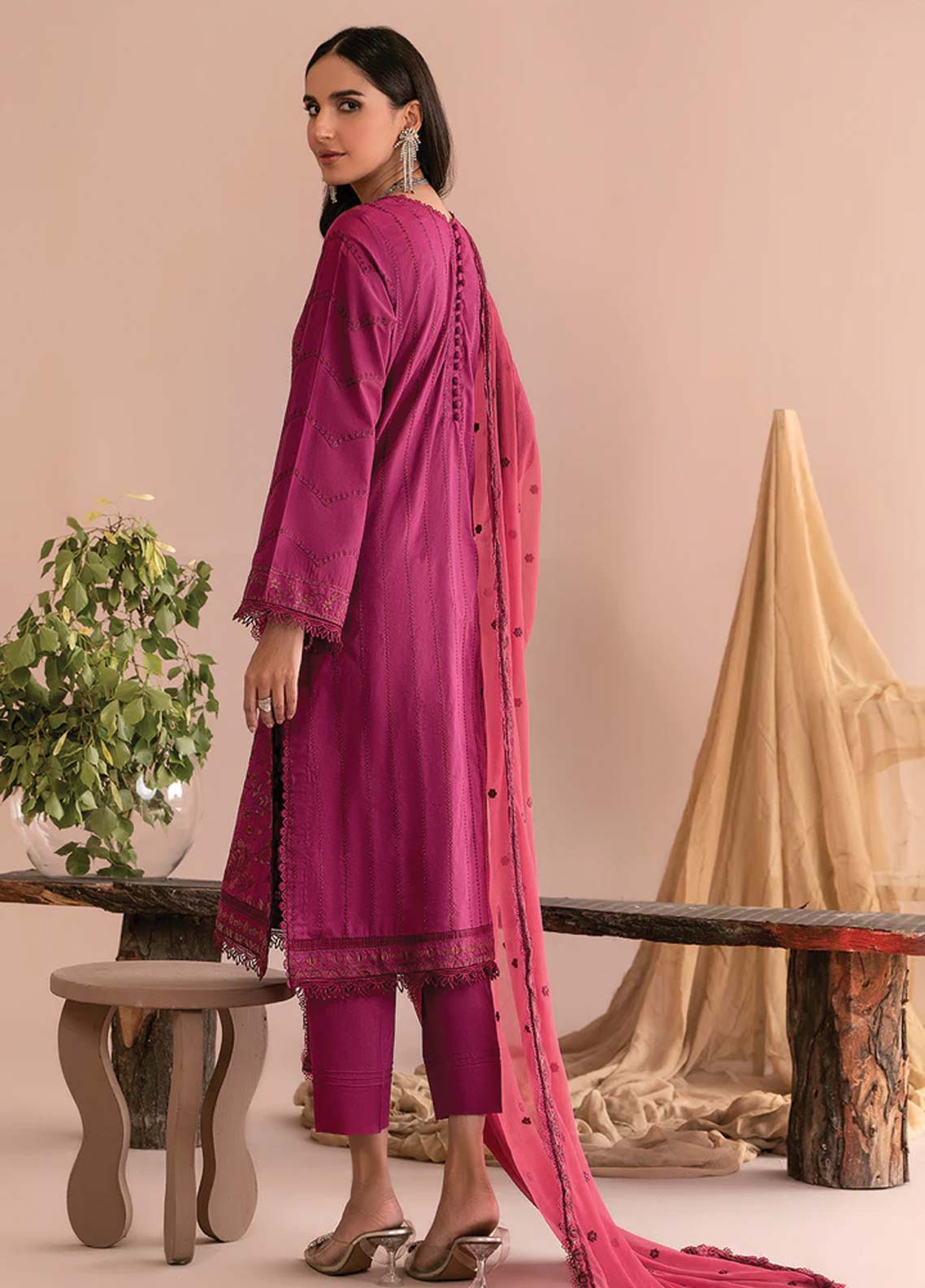 Zarif Embroidered Lawn Unstitched 3 Piece Suit - 02 Zarif Embroidered Lawn Unstitched 3 Piece Suit - 02