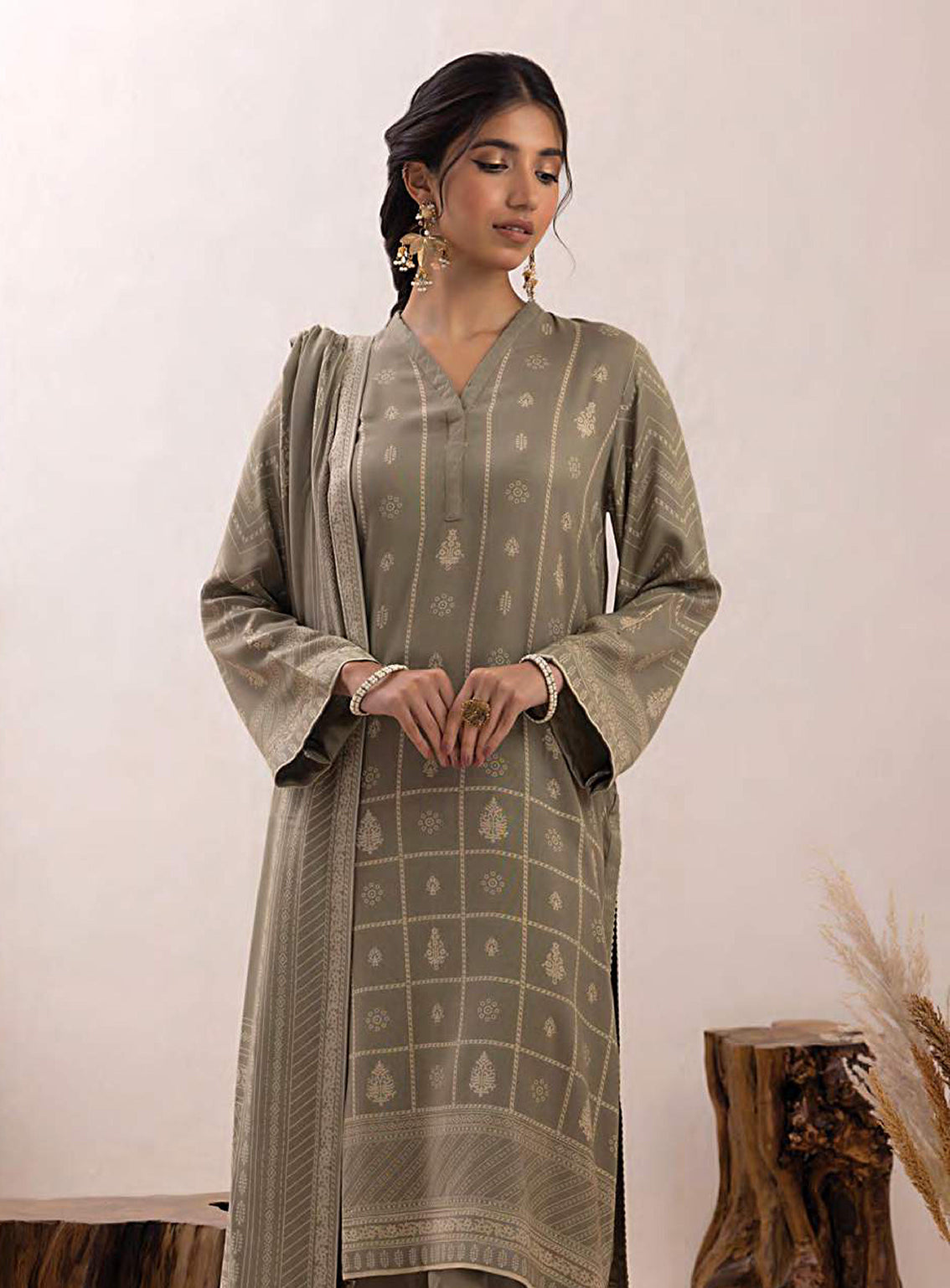 D#50B LSM Lakhany Pashmina Printed Collection 923 D#50B LSM Lakhany Pashmina Printed Collection 923