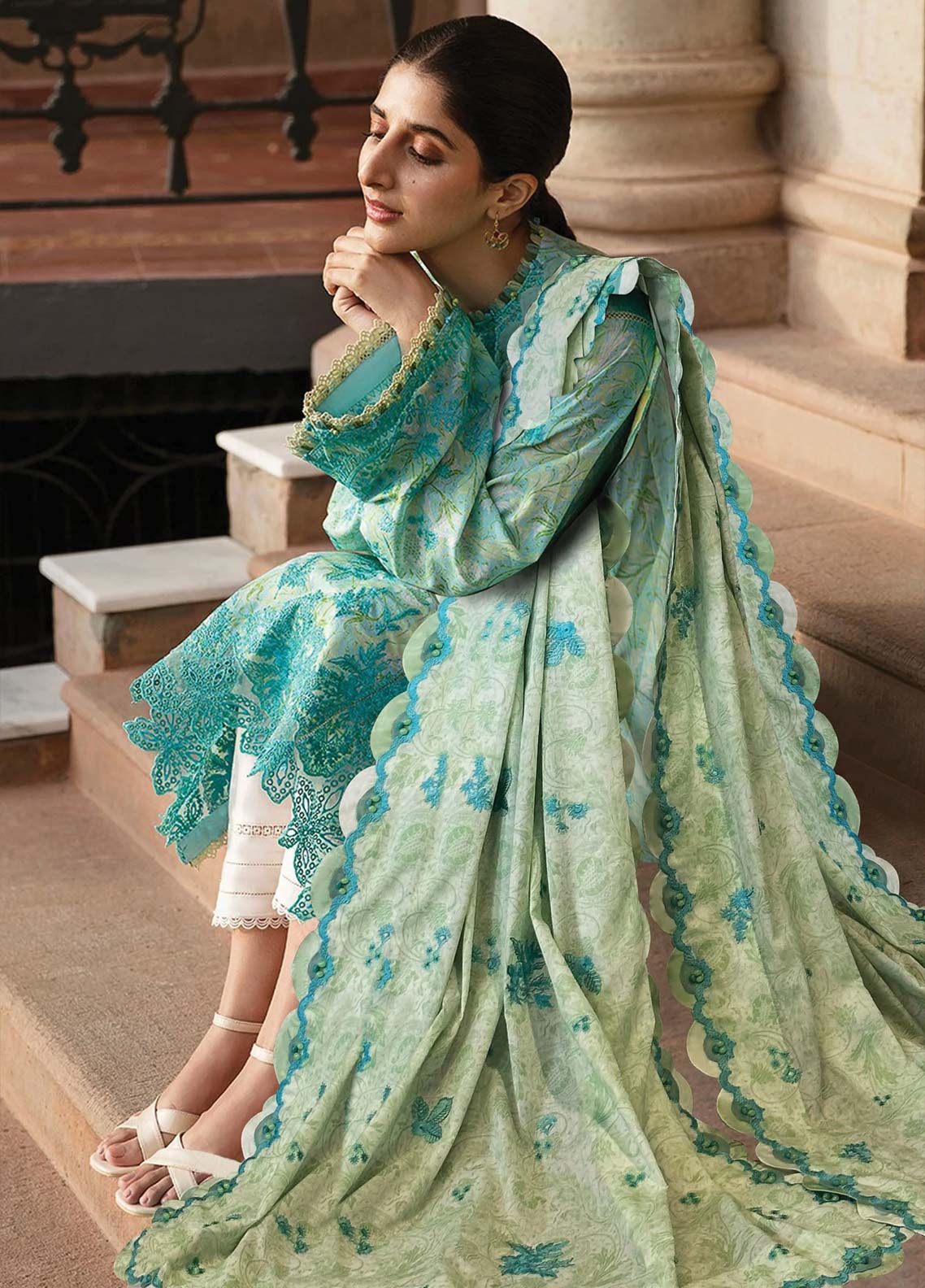 D#05 Zaha By Khadija Shah Festive Emb Lawn Collection 623 D#05 Zaha By Khadija Shah Festive Emb Lawn Collection 623