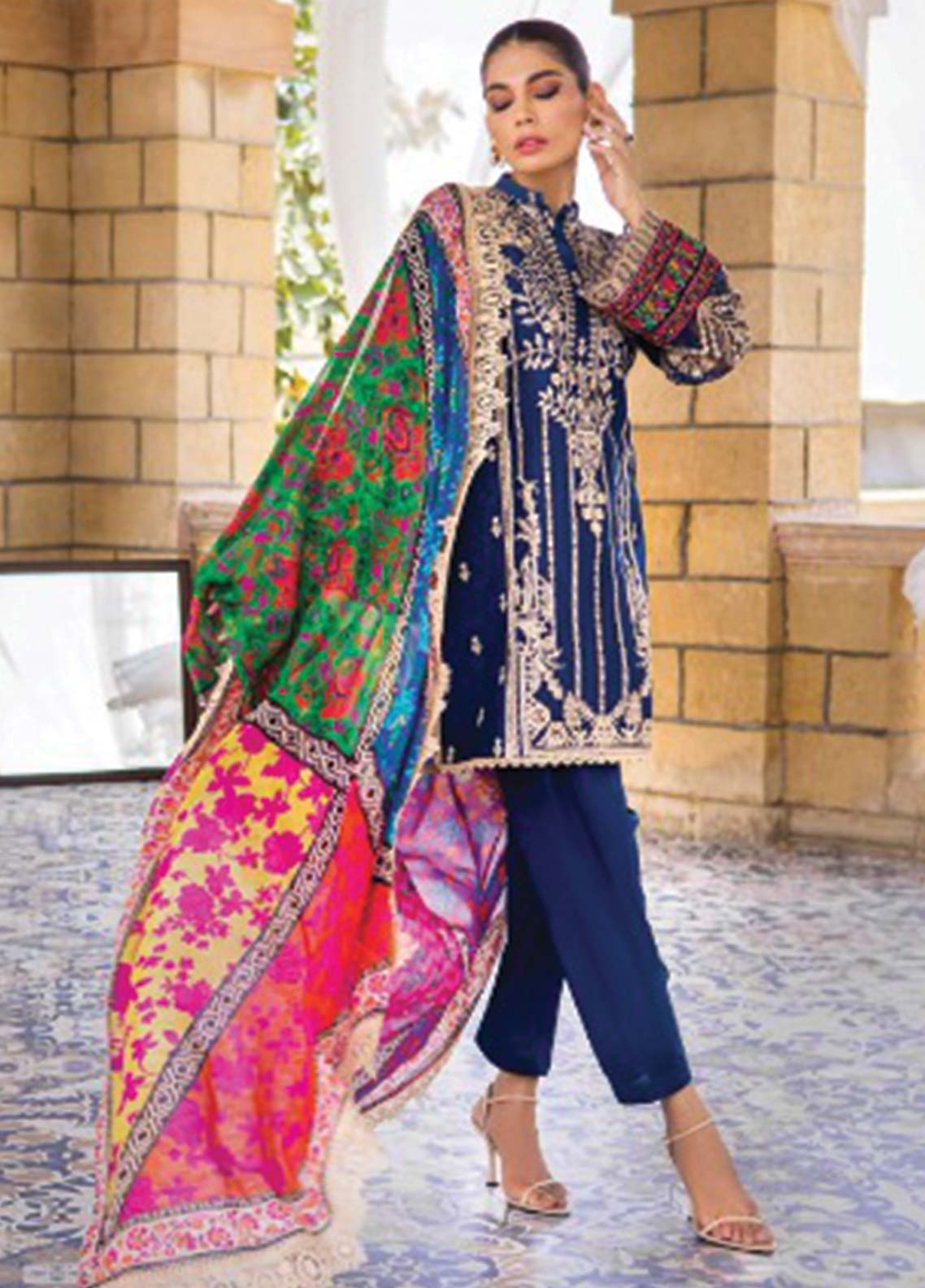D#5B Zainab Chottani Luxury Emb Lawn Collection 623 D#5B Zainab Chottani Luxury Emb Lawn Collection 623