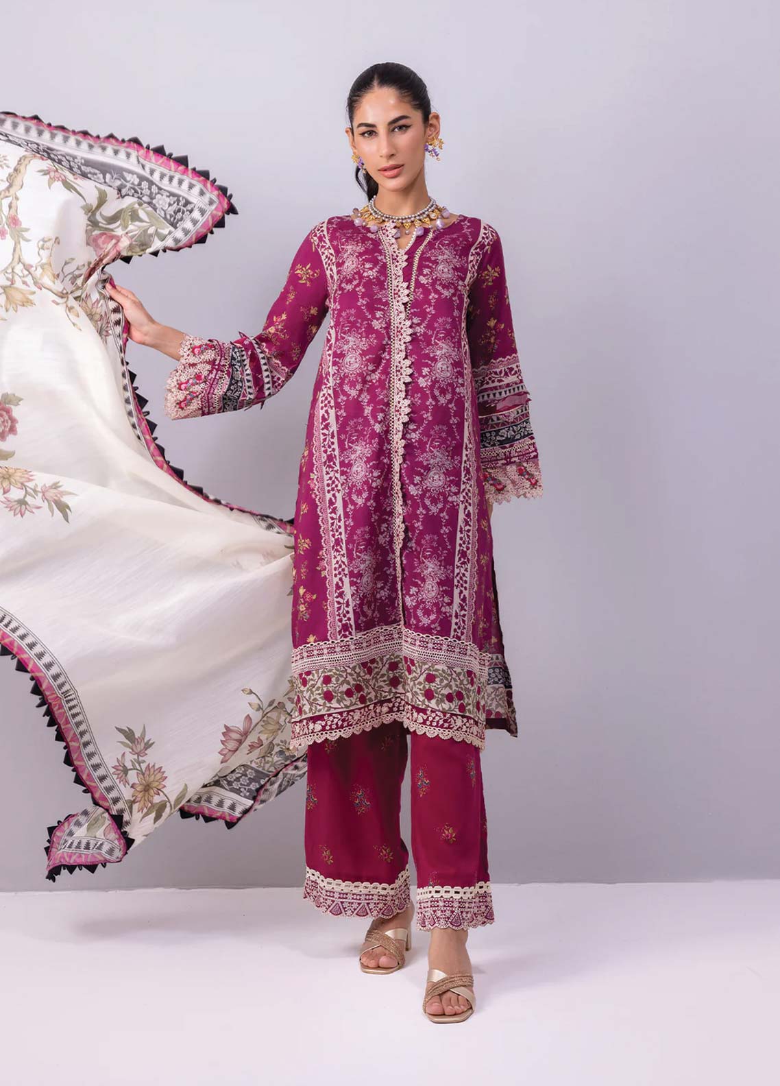 D#7B Elaf Signature Emb Lawn Collection 623 D#7B Elaf Signature Emb Lawn Collection 623