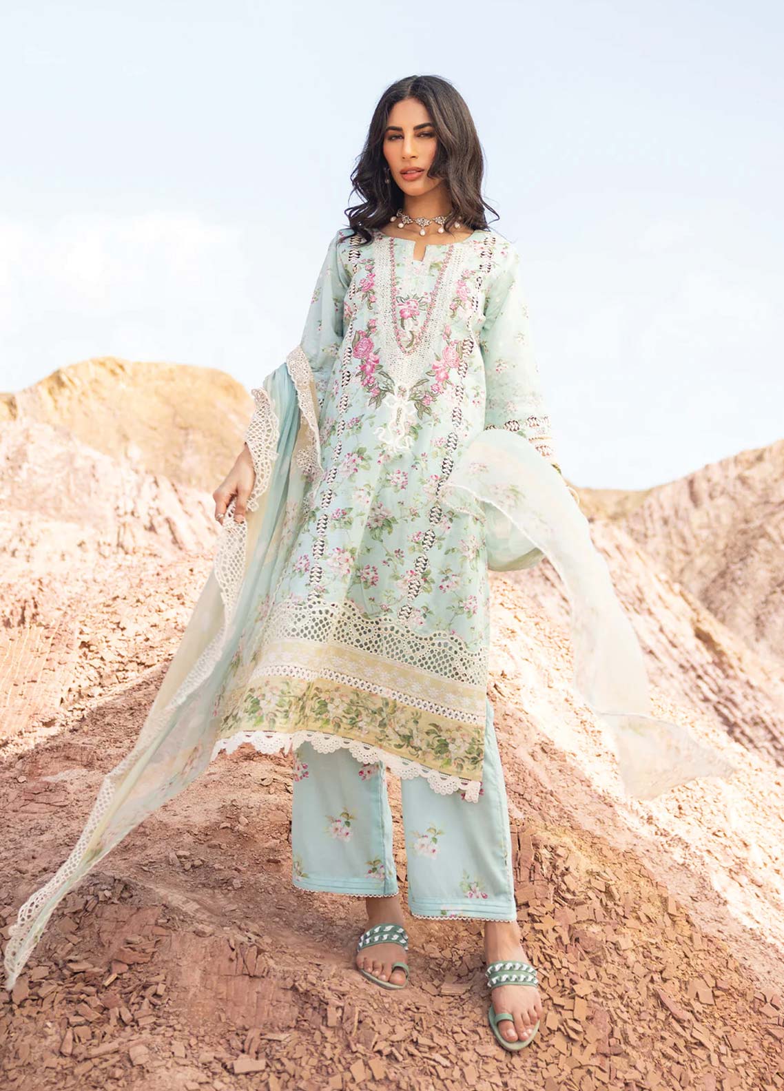 D#1B Elaf Signature Emb Lawn Collection 623 D#1B Elaf Signature Emb Lawn Collection 623