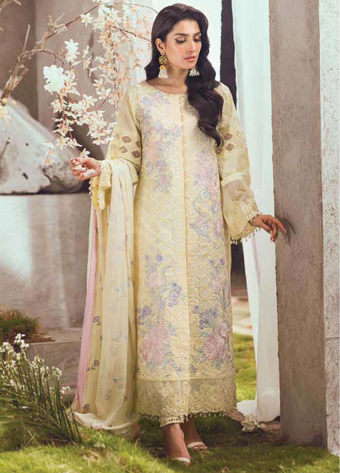 D#03 Mahiymaan By Al Zohaib Luxury Lawn Eid Edition 623 D#03 Mahiymaan By Al Zohaib Luxury Lawn Eid Edition 623