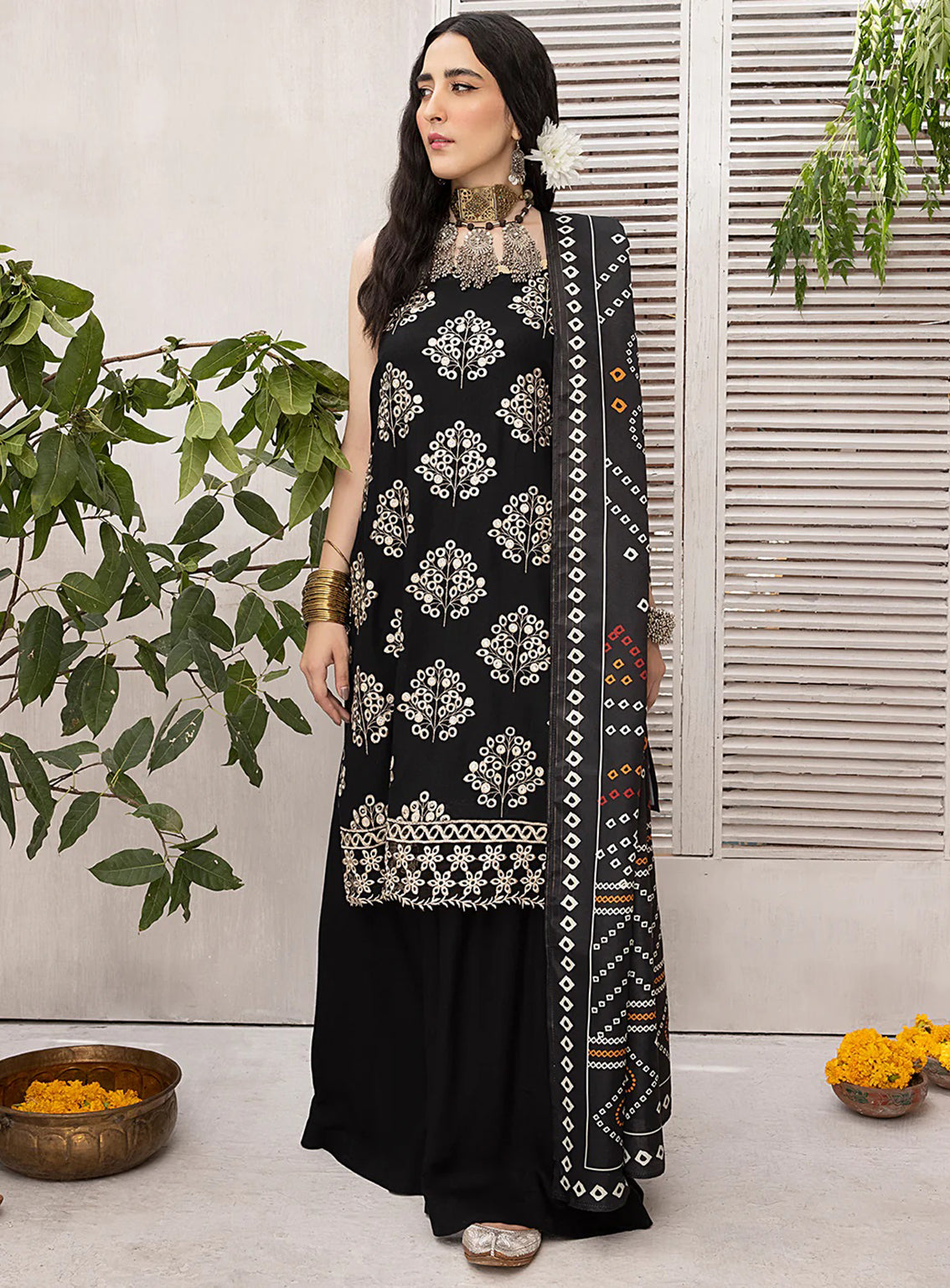 D#03 Mahnur Mehru Linen Winter Collection 923 D#03 Mahnur Mehru Linen Winter Collection 923