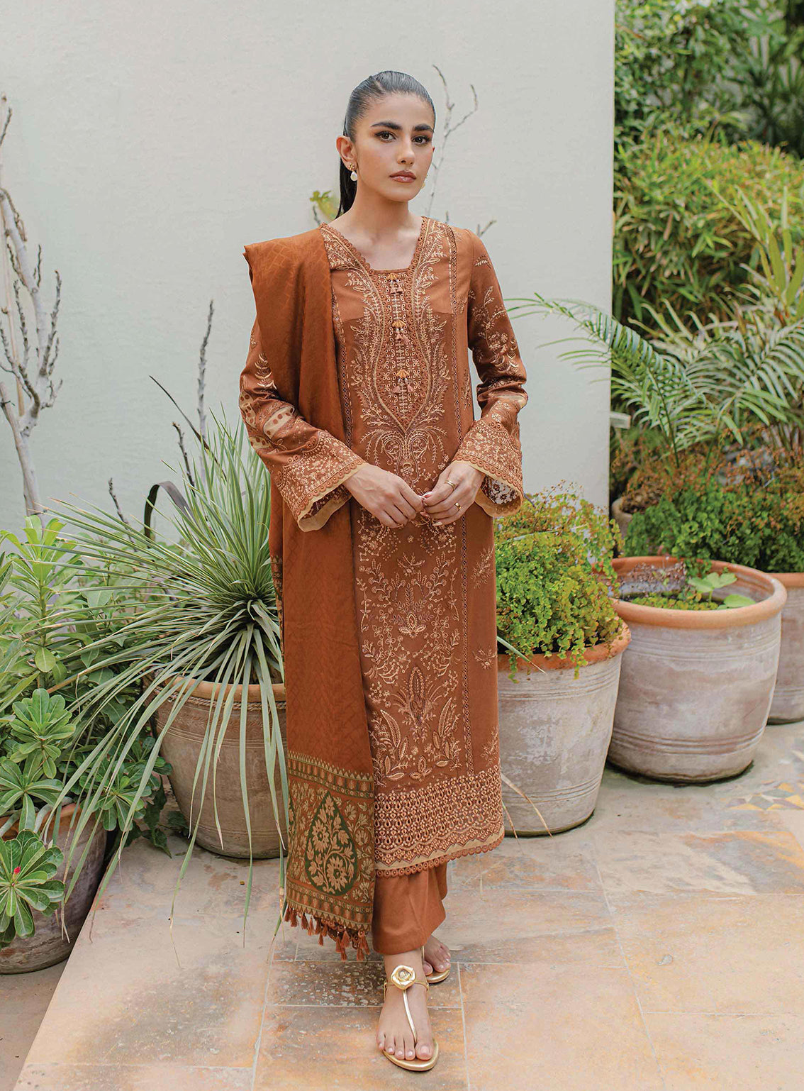 Qline By Qalamkar Embroidered Peach Leather Unstitched 3 Piece Suit - 06 MIRHA Qline By Qalamkar Embroidered Peach Leather Unstitched 3 Piece Suit - 06 MIRHA