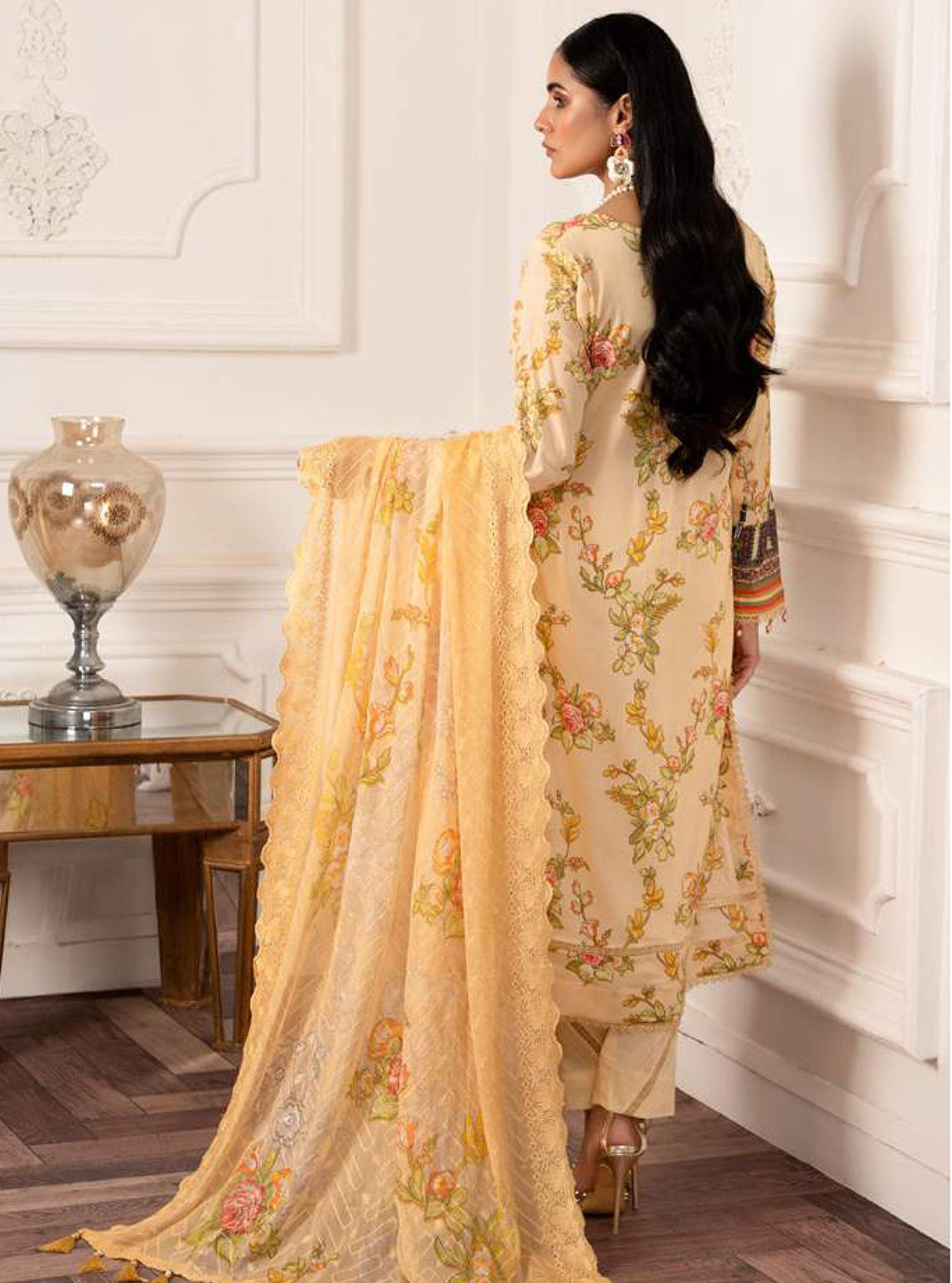 D#10 AlZohaib Sunshine Bloom Printed Bamber Chikankari Dupatta 923 D#10 AlZohaib Sunshine Bloom Printed Bamber Chikankari Dupatta 923