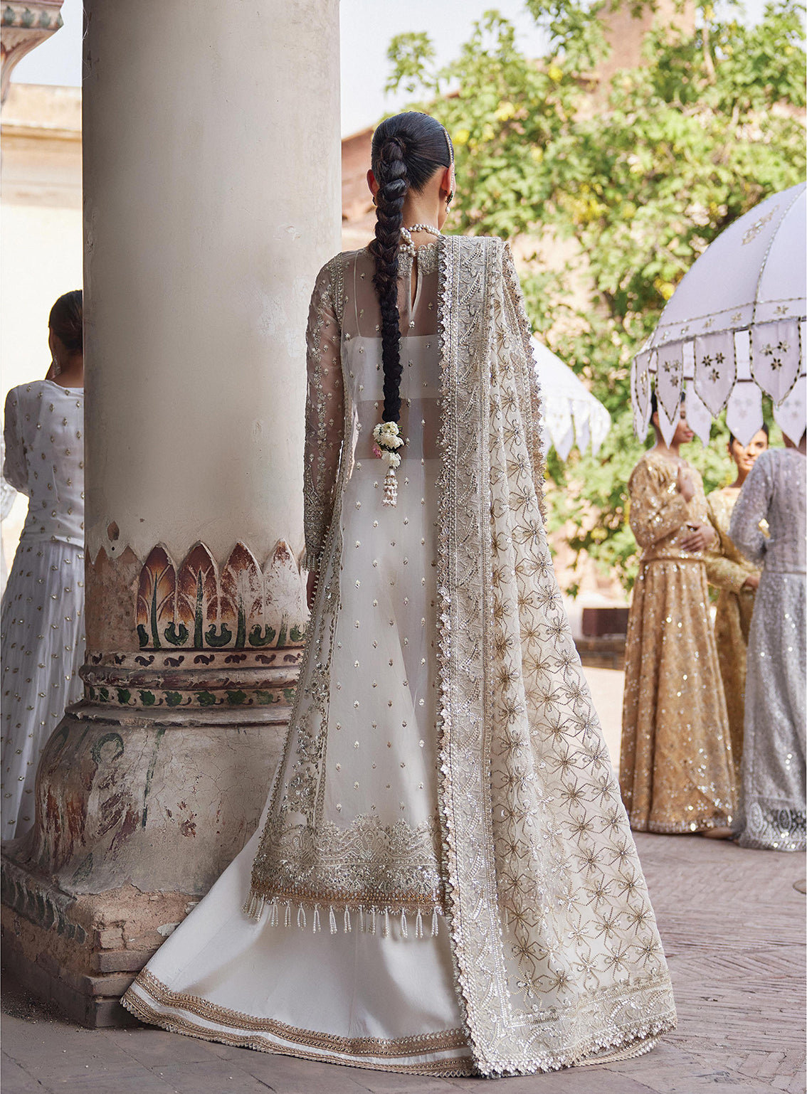 Afrozeh Embroidered Organza Unstitched 3 Piece Suit - 02 Afrozeh Embroidered Organza Unstitched 3 Piece Suit - 02