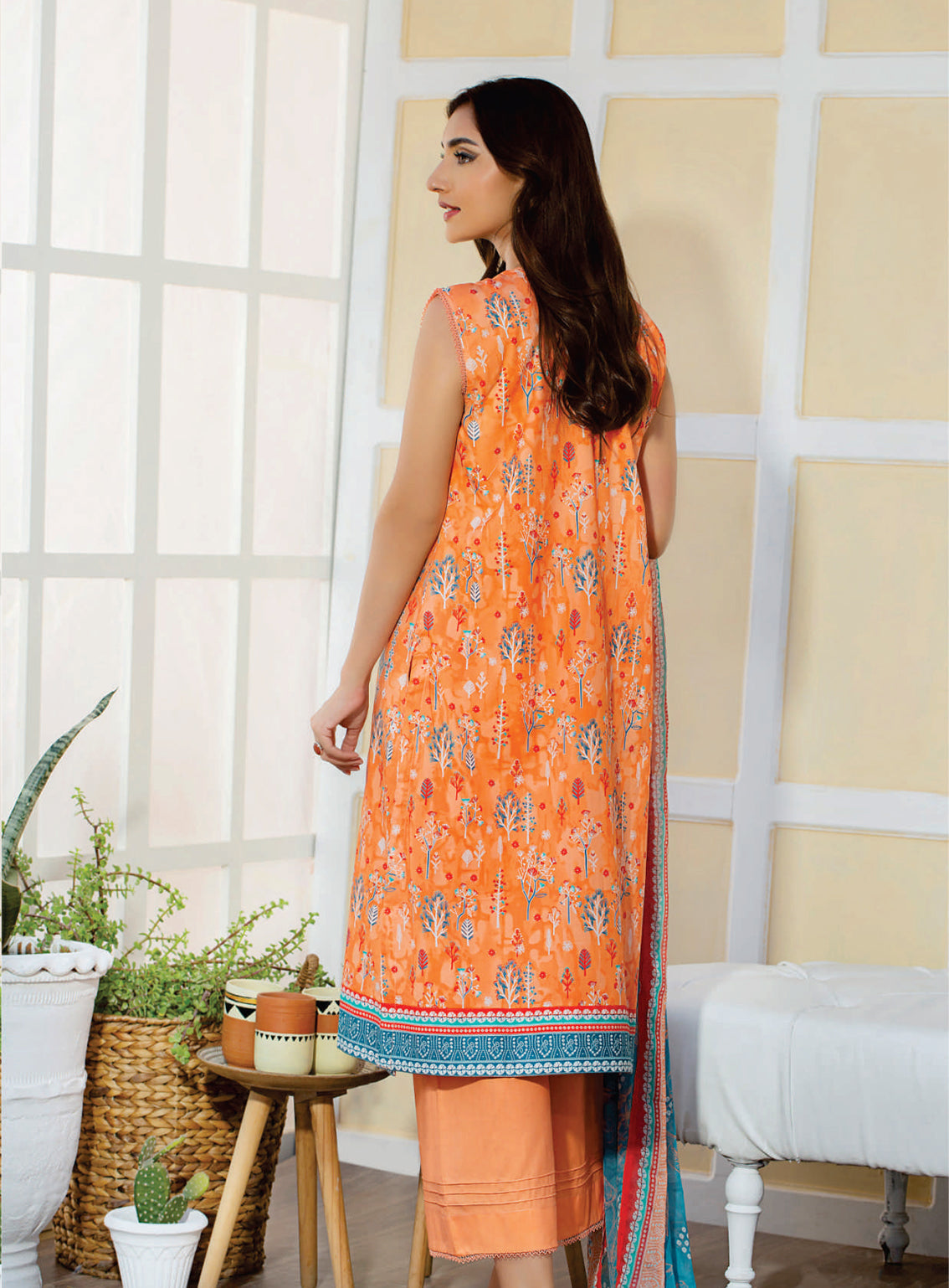 D#8130 Rashid Miral Luxury Printed Cambric Collection 923 D#8130 Rashid Miral Luxury Printed Cambric Collection 923