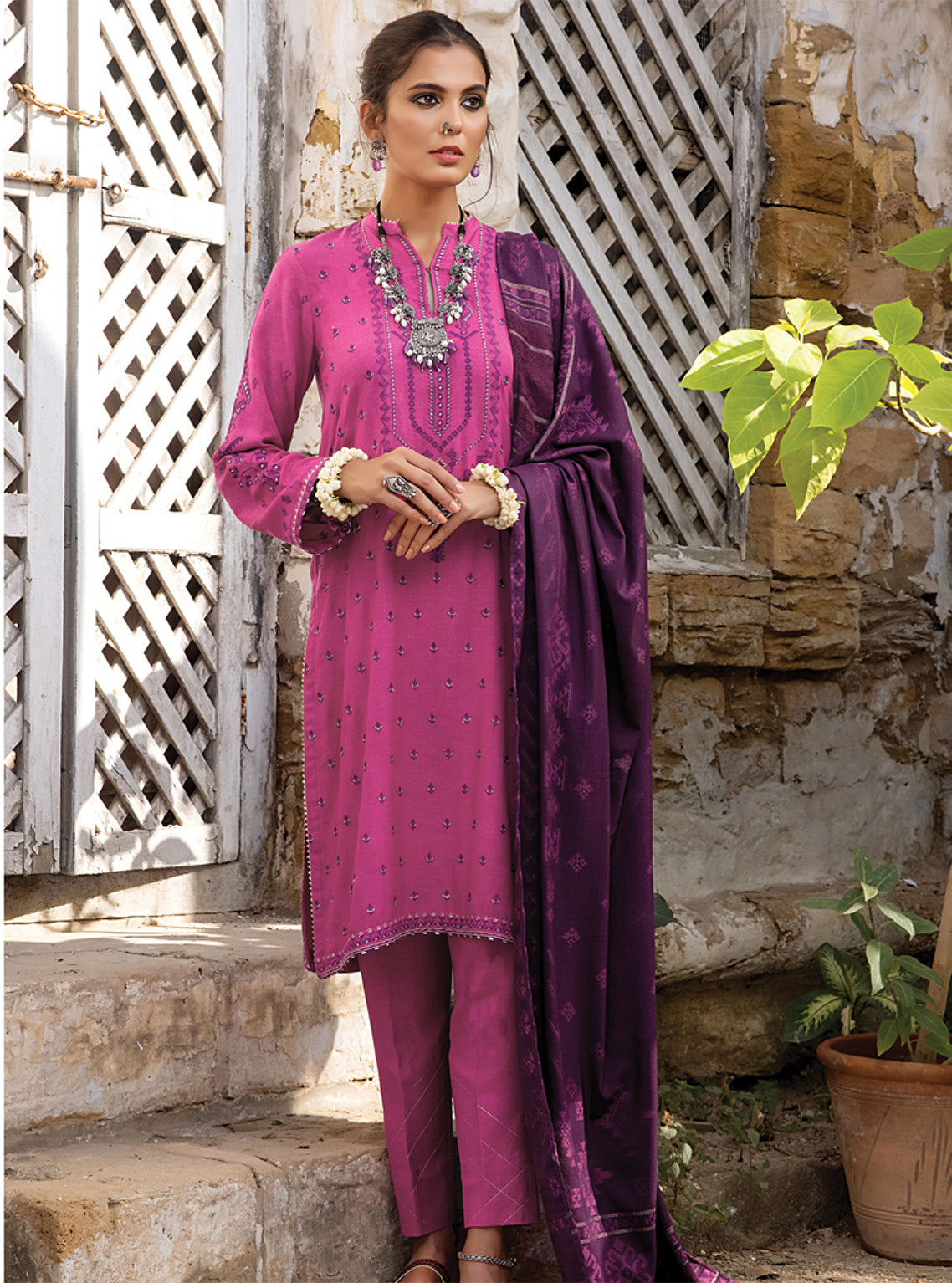 D#002 LSM Lakhany Winter Exclusive Emb Shawl Collection 1122 D#002 LSM Lakhany Winter Exclusive Emb Shawl Collection 1122