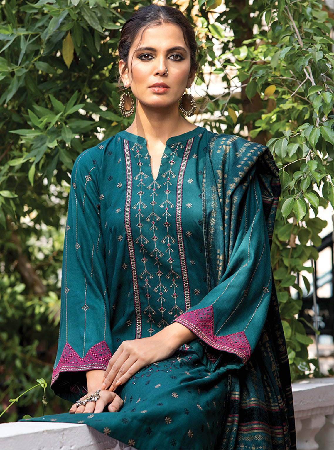 D#0119 LSM Lakhany Winter Exclusive Emb Shawl Collection 1122 D#0119 LSM Lakhany Winter Exclusive Emb Shawl Collection 1122