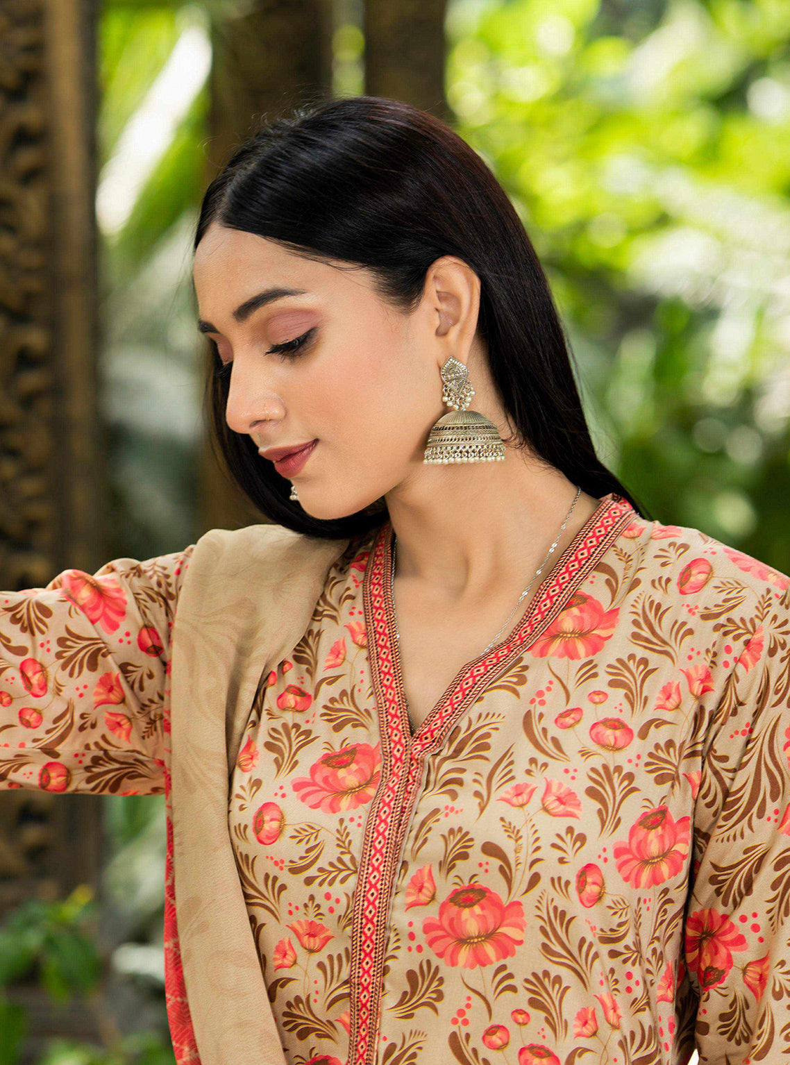 Aangan By Qalamkar Embroidered Linen Unstitched 3 Piece Suit - 09 Aangan By Qalamkar Embroidered Linen Unstitched 3 Piece Suit - 09
