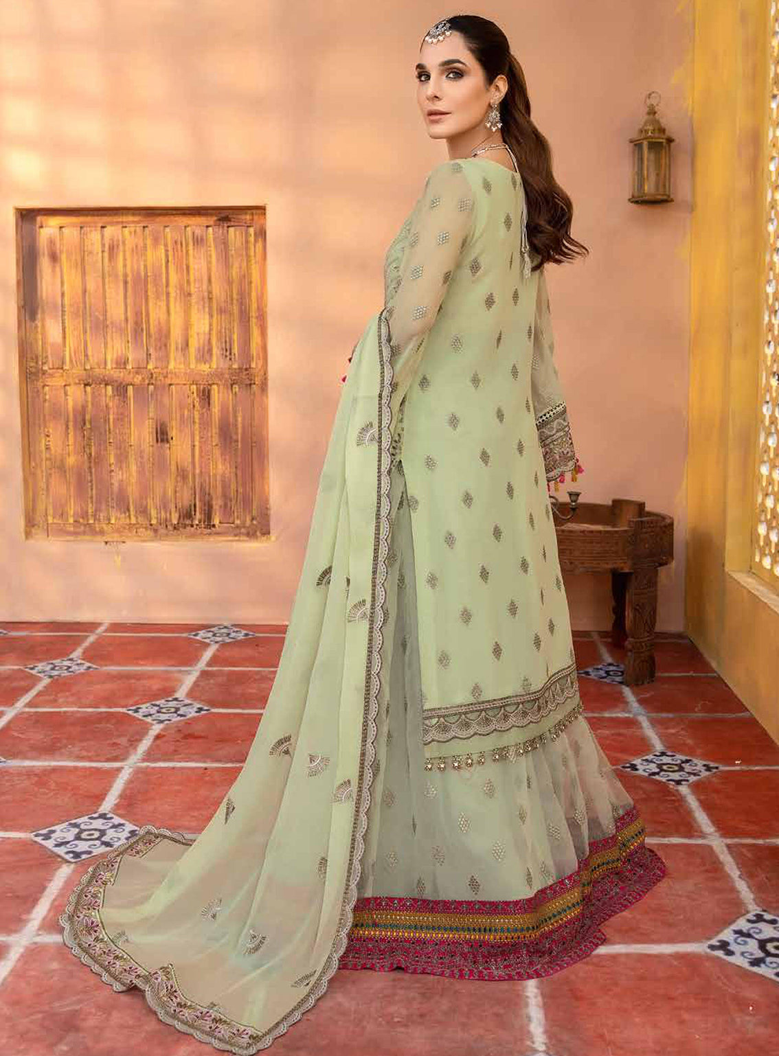 Elnaz By Flossie Embroidered Chiffon Unstitched 3 Piece Suit - 104 Elnaz By Flossie Embroidered Chiffon Unstitched 3 Piece Suit - 104