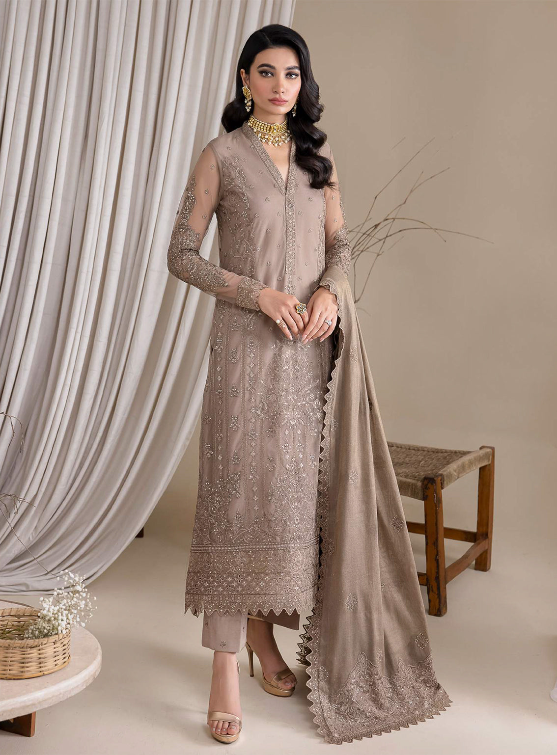 Iznik Embroidered Chiffon Unstitched 3 Piece Suit - 30 Iznik Embroidered Chiffon Unstitched 3 Piece Suit - 30