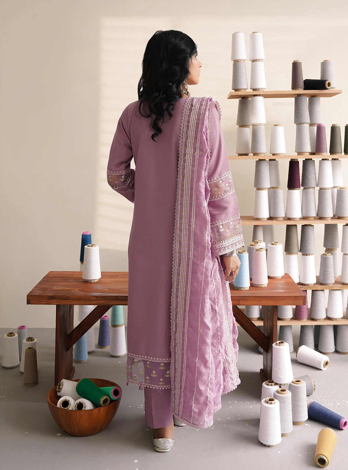 Miraal By Aabyaan Embroidered Linen Unstitched 3 Piece Suit - 07 Miraal By Aabyaan Embroidered Linen Unstitched 3 Piece Suit - 07