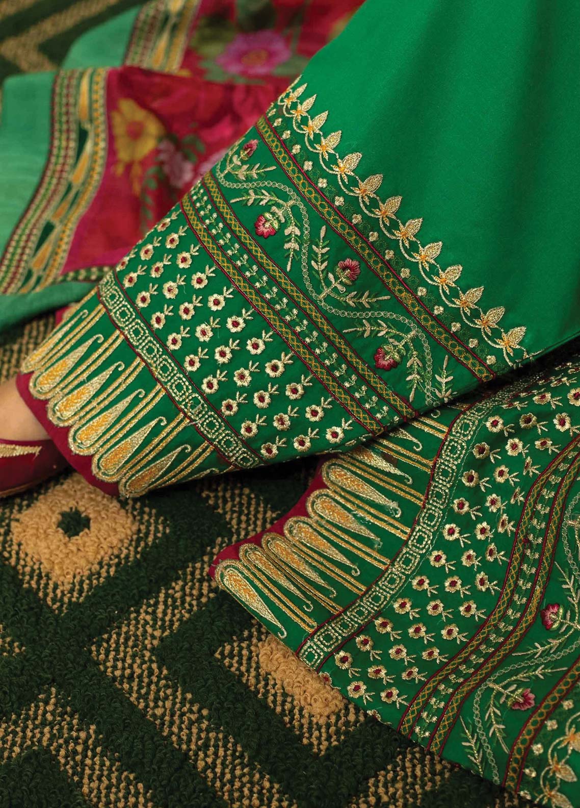 D#07 Zara Shahjahan Emb Lawn Collection 623 V-2 D#07 Zara Shahjahan Emb Lawn Collection 623 V-2