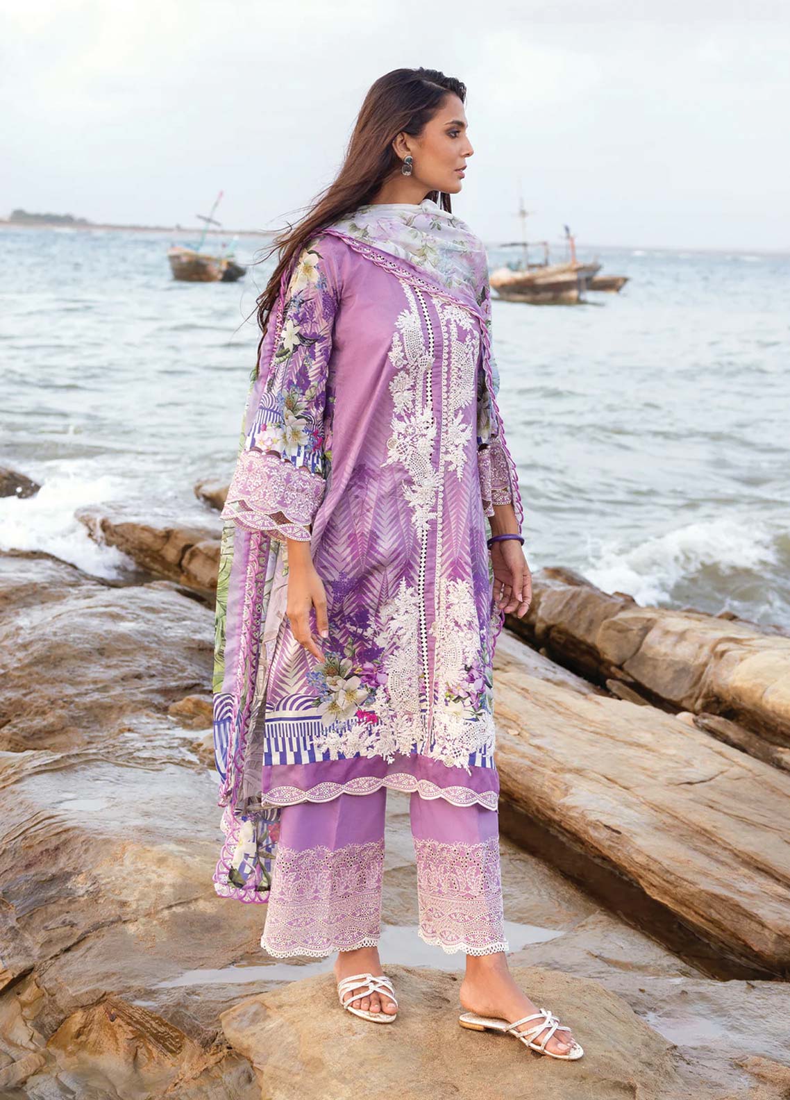 D#6B Elaf Signature Emb Lawn Collection 623 D#6B Elaf Signature Emb Lawn Collection 623