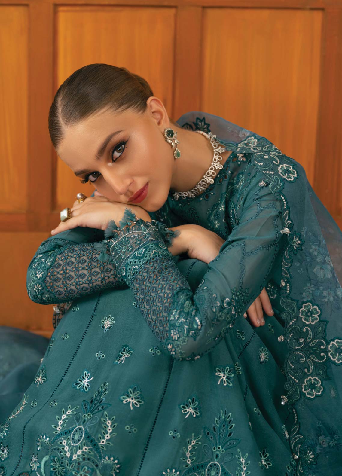 D#02 Baroque Swiss Lawn Emb Collection 623 D#02 Baroque Swiss Lawn Emb Collection 623