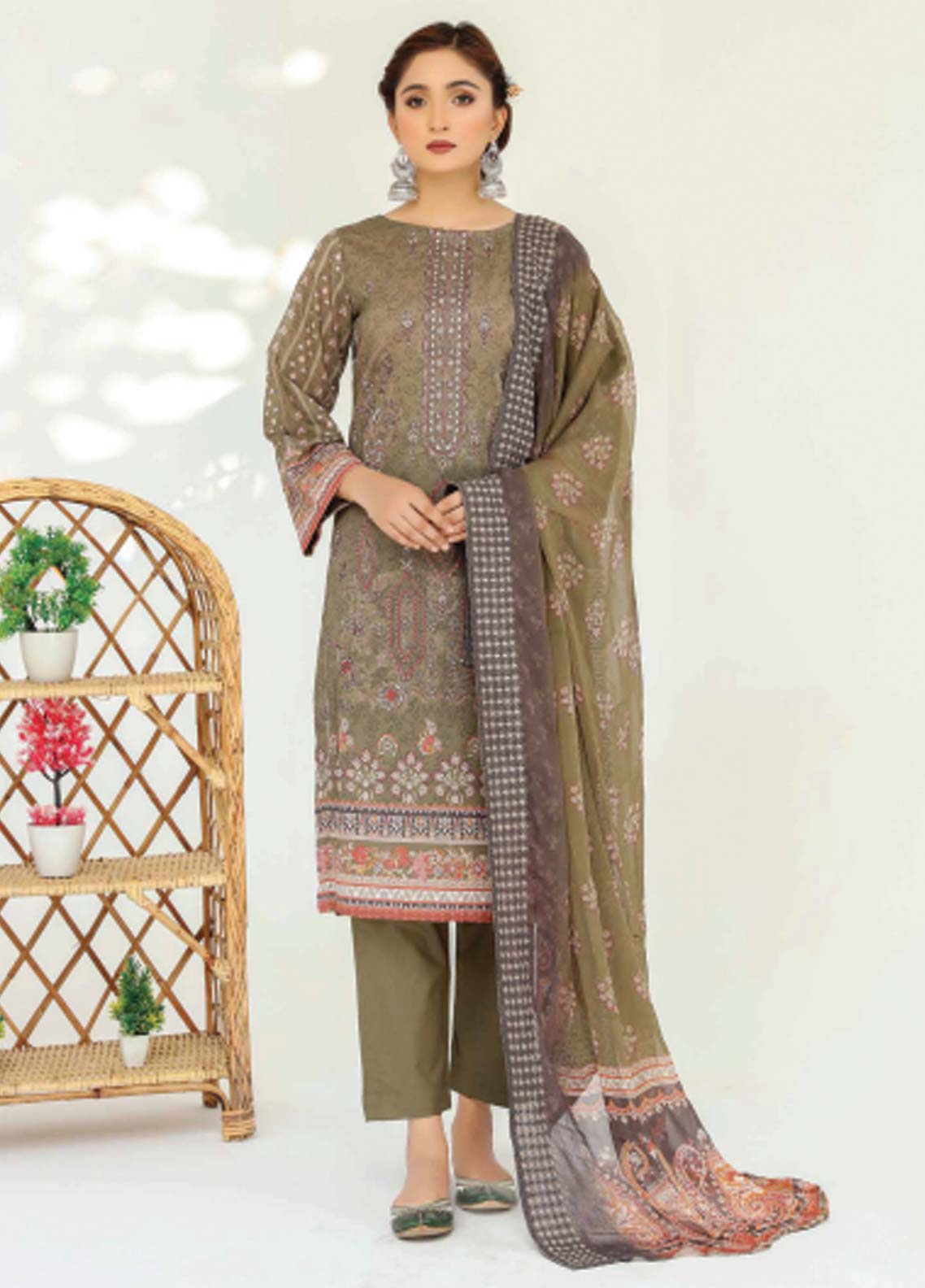 D#08 Abisha Digital Emb Lawn Collection 623 V-50 D#08 Abisha Digital Emb Lawn Collection 623 V-50