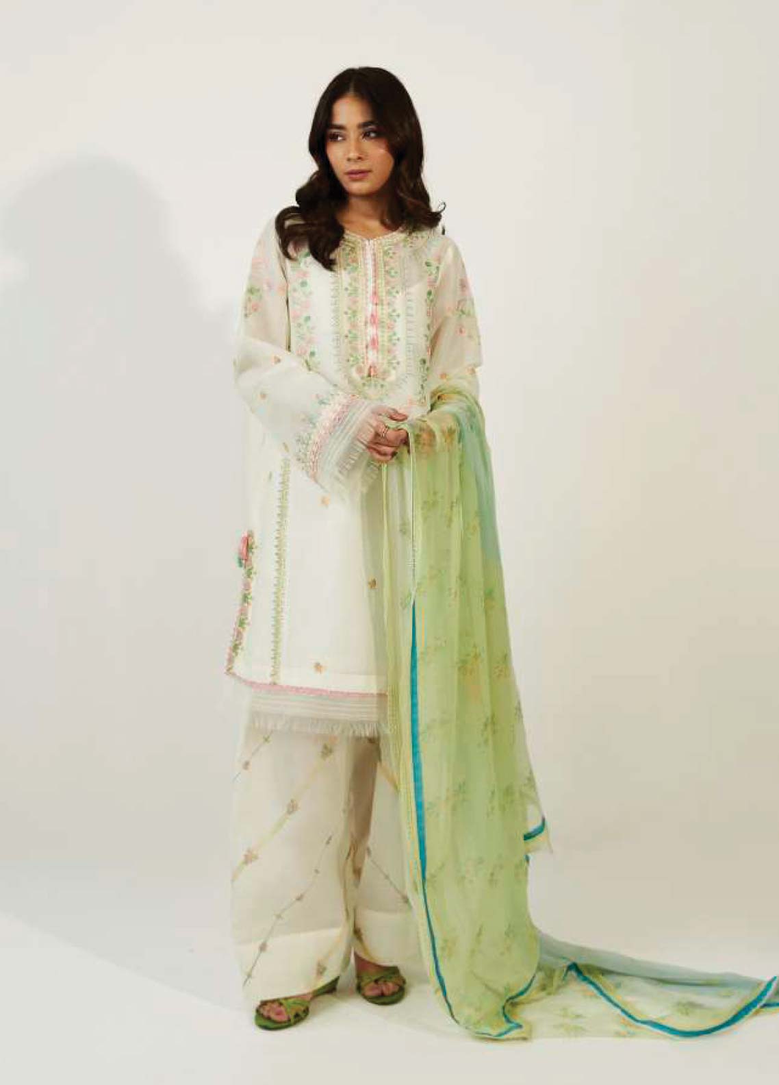 D#6A Zara Shahjahan Coco Emb Lawn Collection 623 D#6A Zara Shahjahan Coco Emb Lawn Collection 623