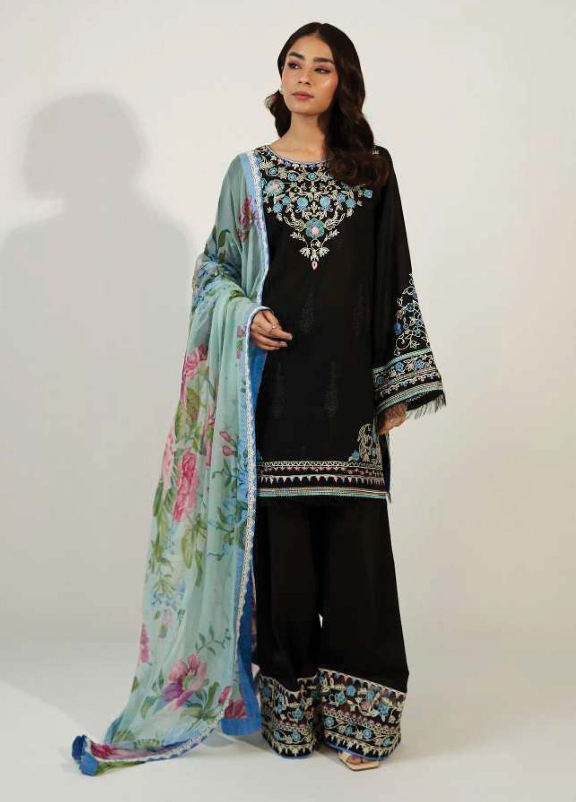 D#10A Zara Shahjahan Coco Emb Lawn Collection 623 D#10A Zara Shahjahan Coco Emb Lawn Collection 623