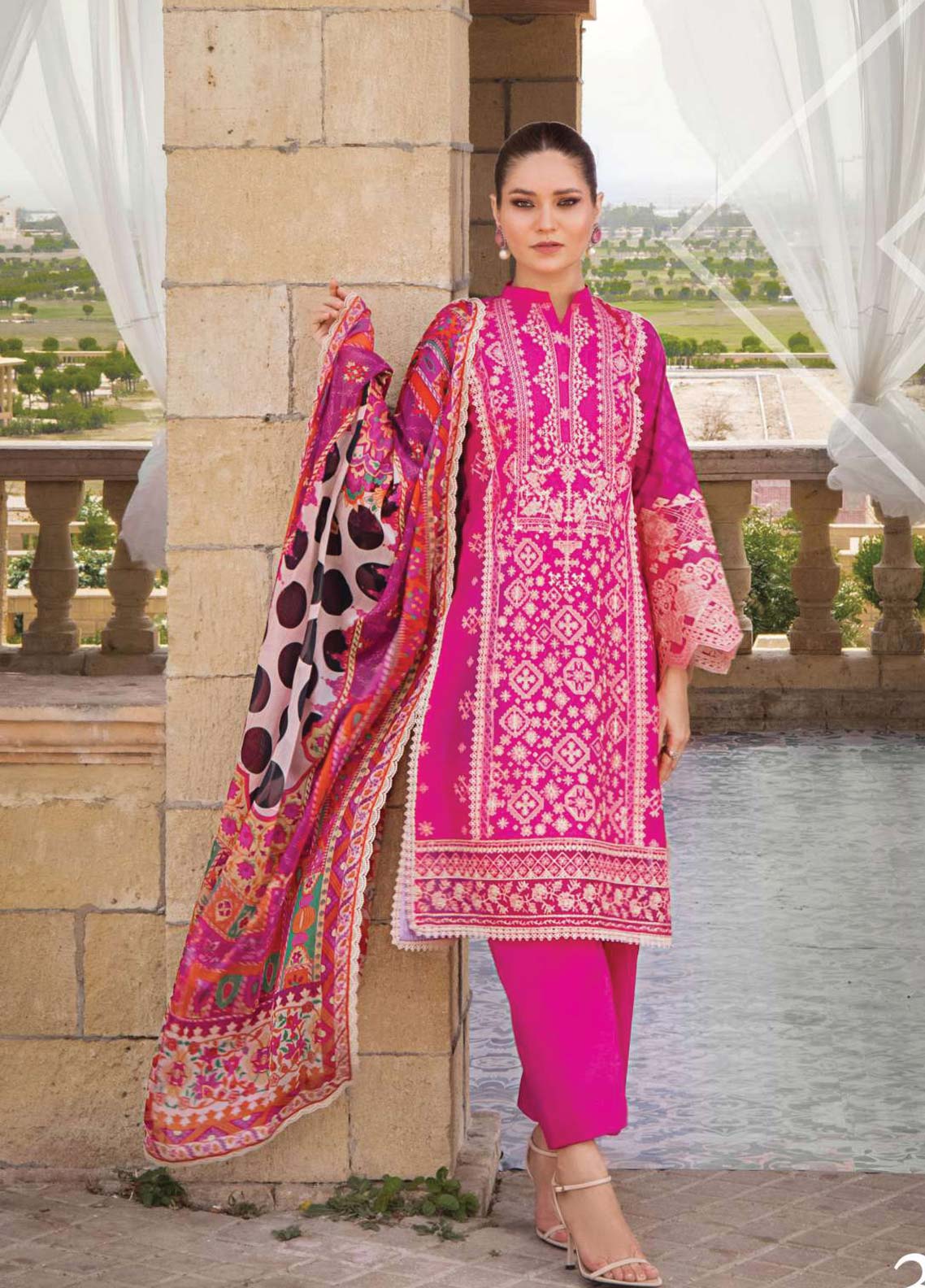 D#3B Zainab Chottani Luxury Emb Lawn Collection 623 D#3B Zainab Chottani Luxury Emb Lawn Collection 623