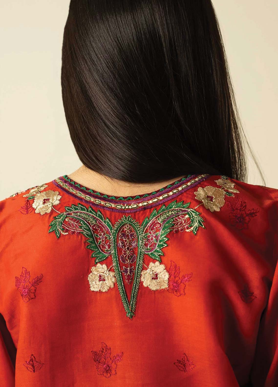 D#02 Zara Shahjahan Emb Lawn Collection 623 V-2 D#02 Zara Shahjahan Emb Lawn Collection 623 V-2