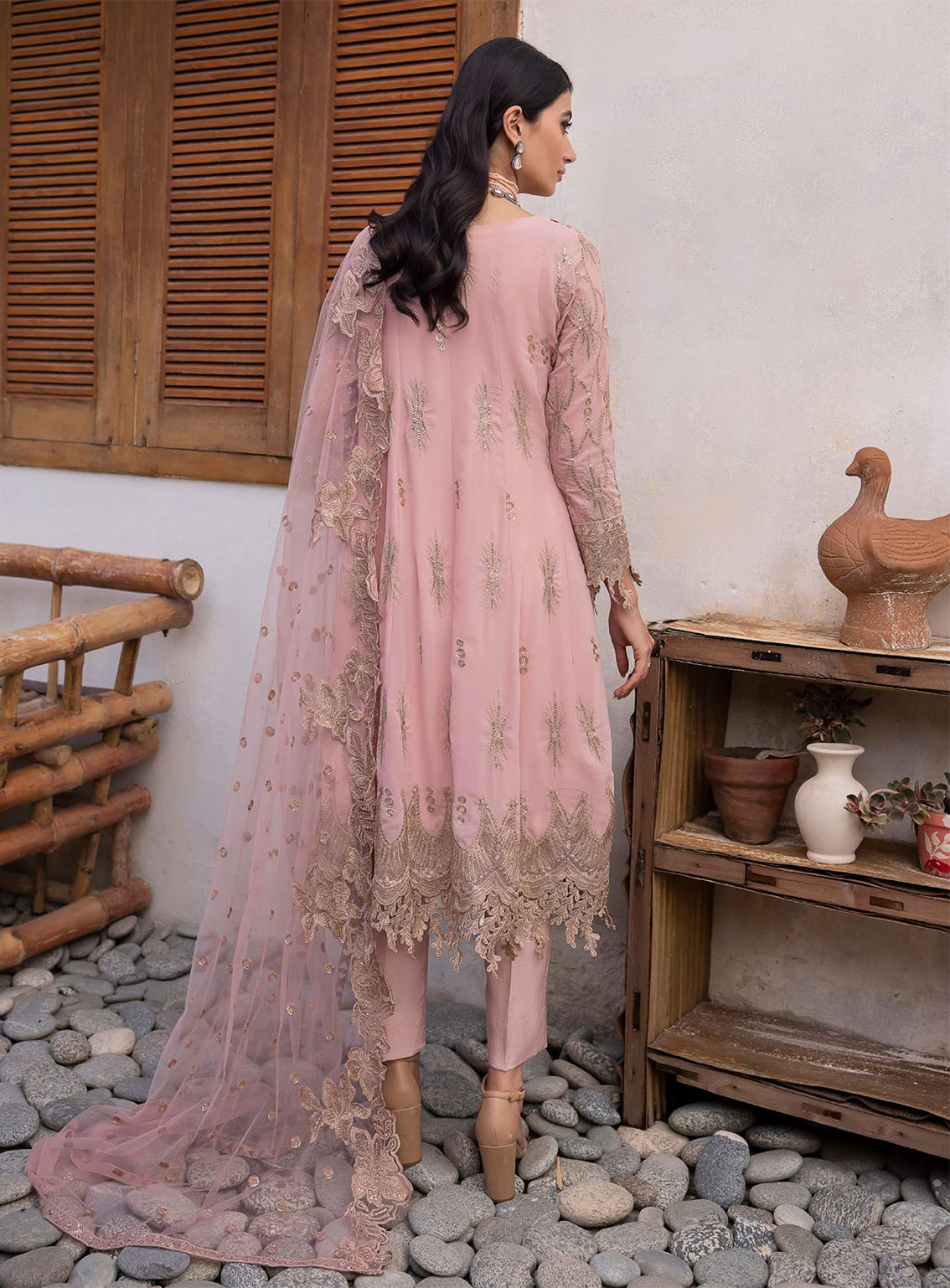 Iznik Embroidered Chiffon Unstitched 3 Piece Suit - 22 Iznik Embroidered Chiffon Unstitched 3 Piece Suit - 22